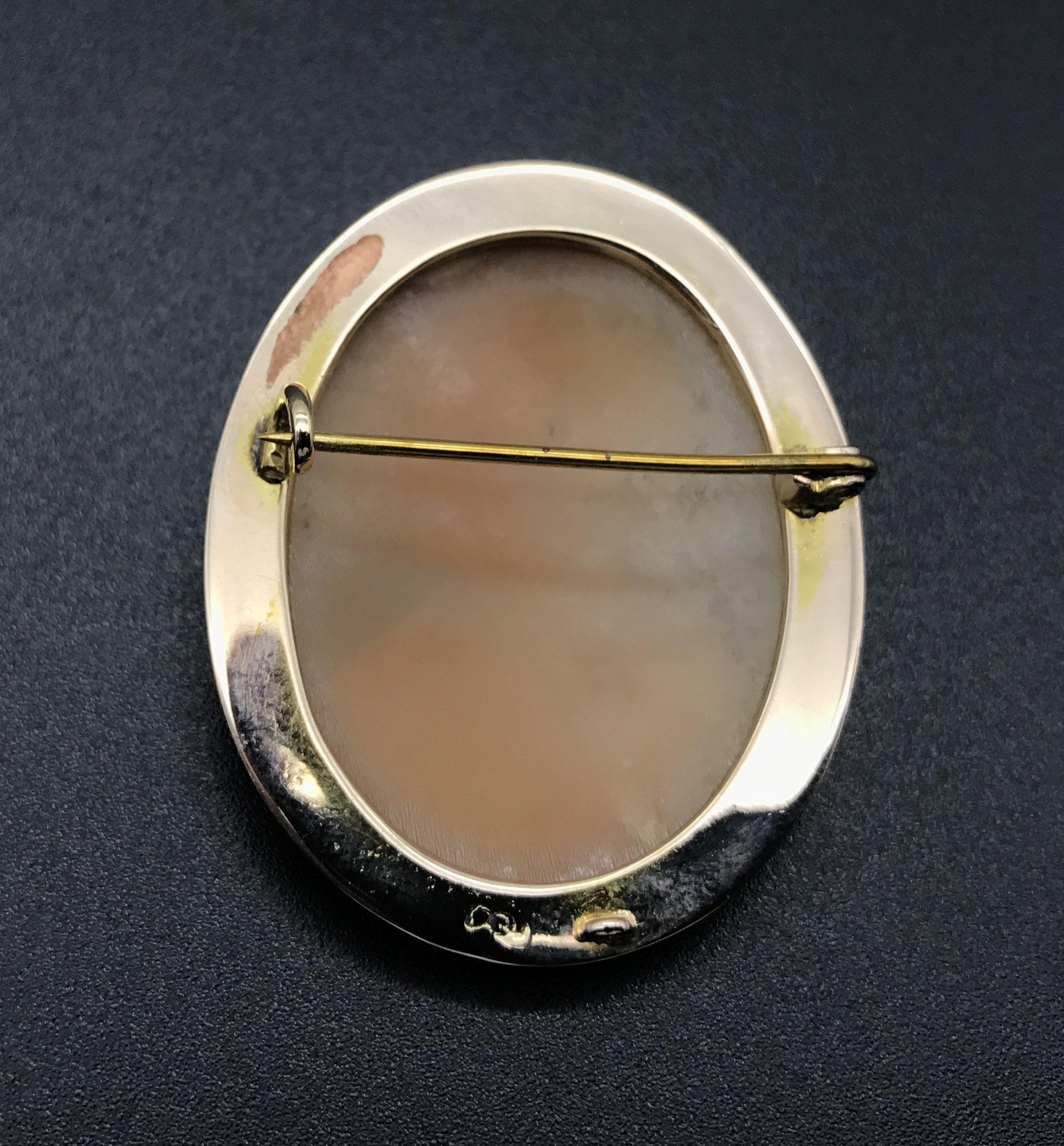 Vintage 9ct Rose Gold Cameo Brooch