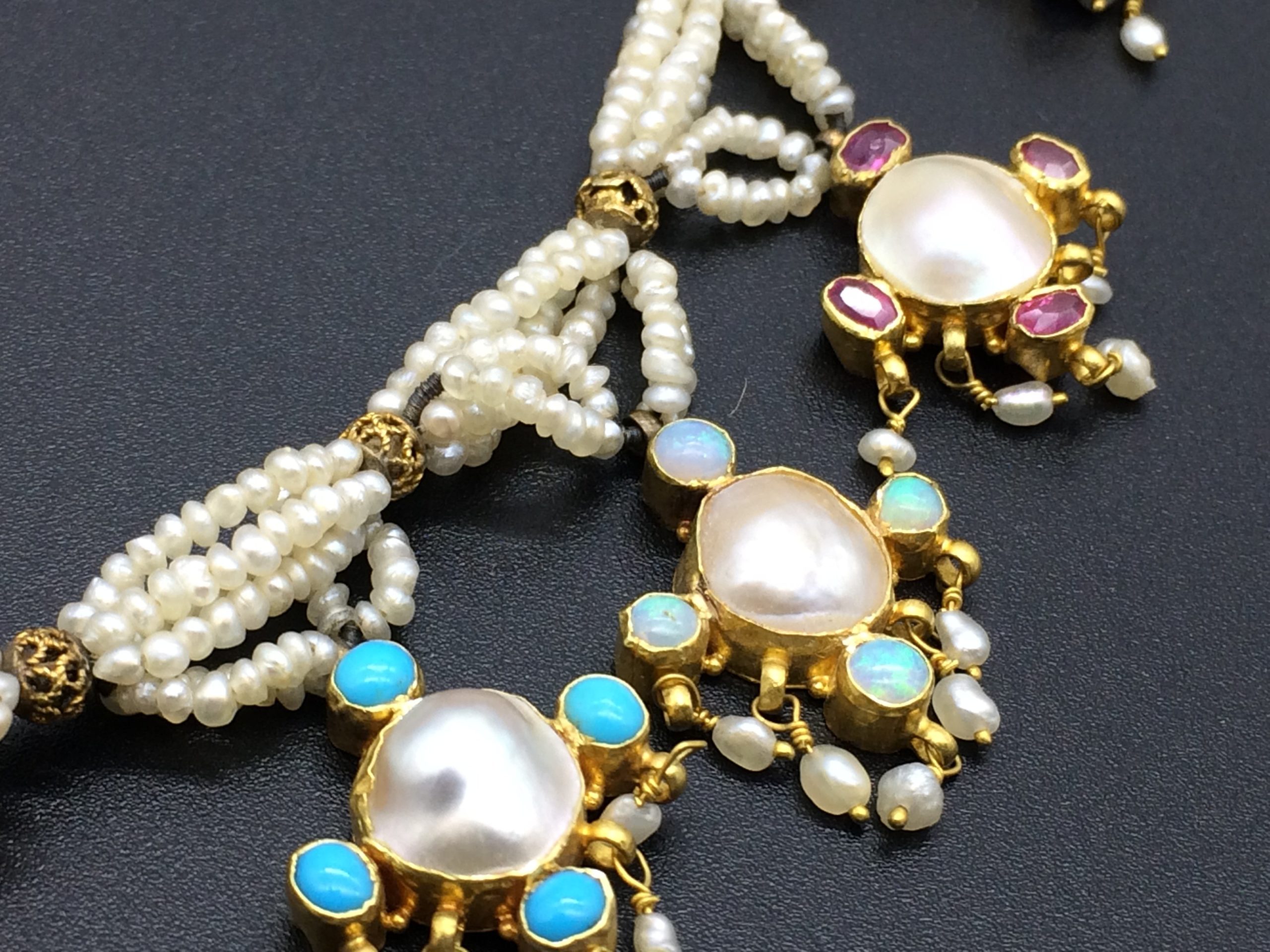 Stunning Antique 18ct Seed Pearl and Natural Stone Necklace