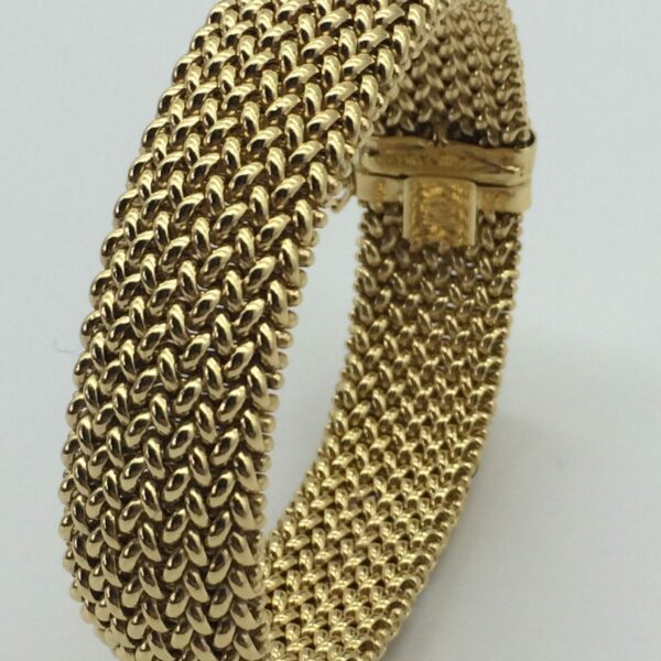 Stunning 9ct Gold Mesh Bracelet