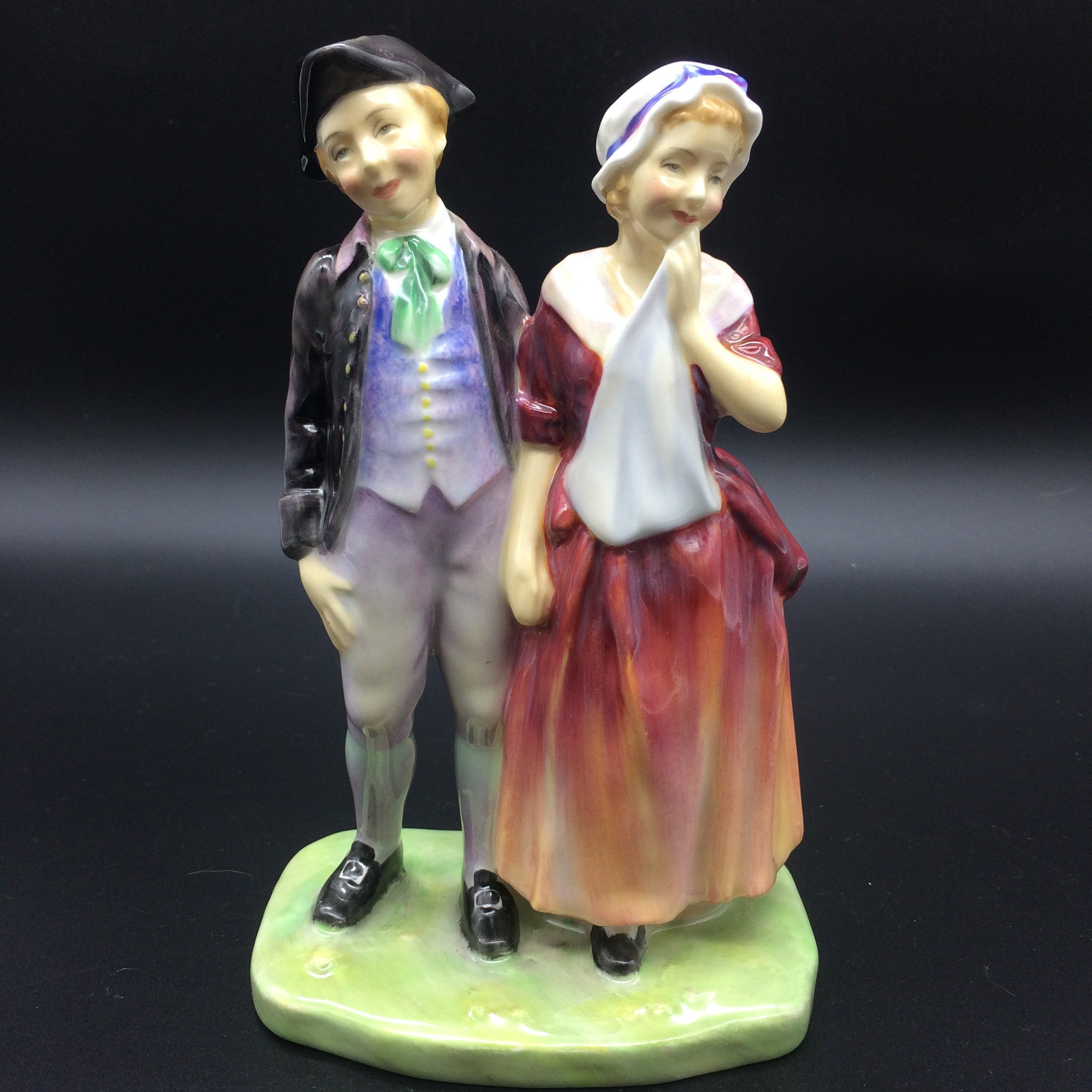 Early Royal Doulton ‘A Courting’ Figurine (HN2004)