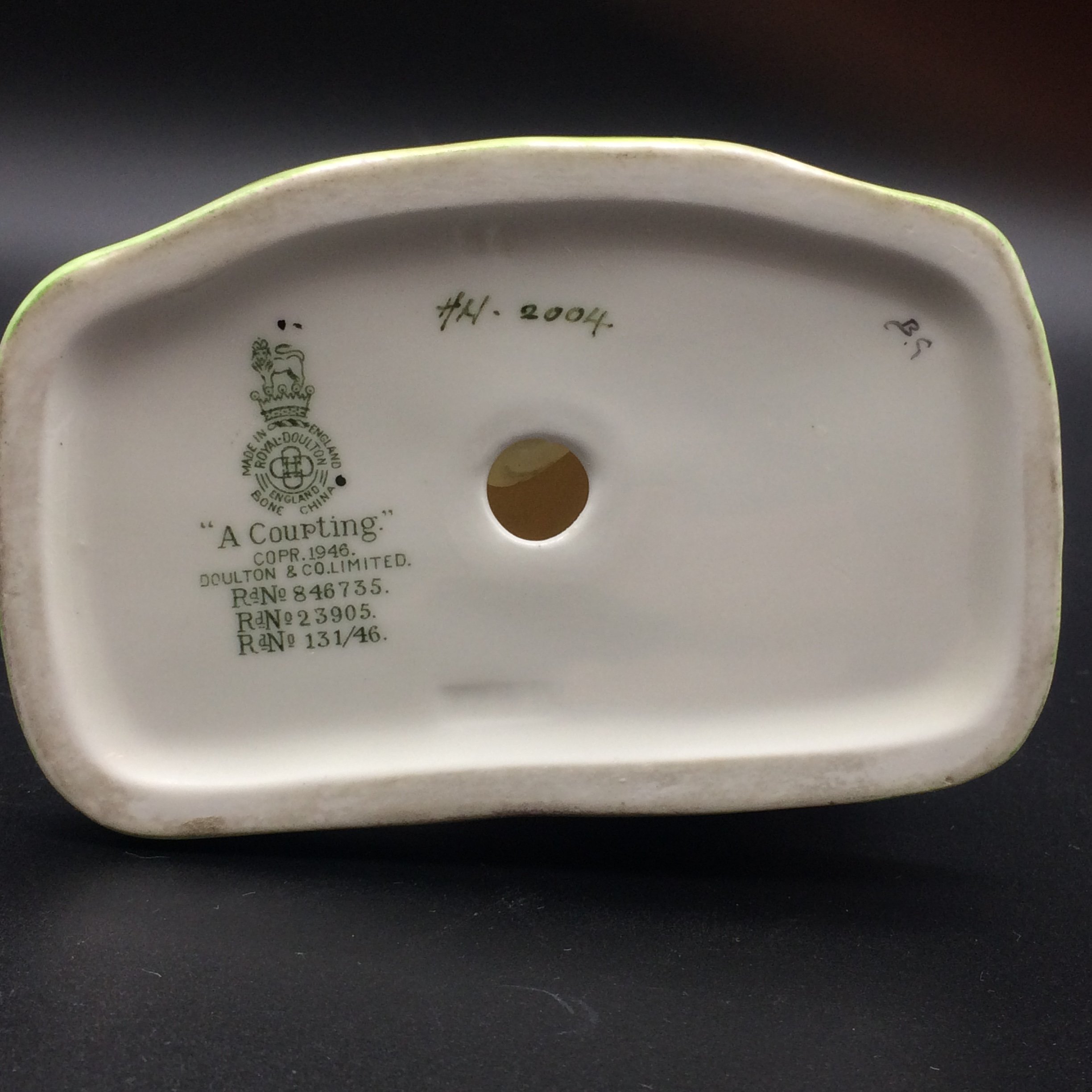 Early Royal Doulton ‘A Courting’ Figurine (HN2004)