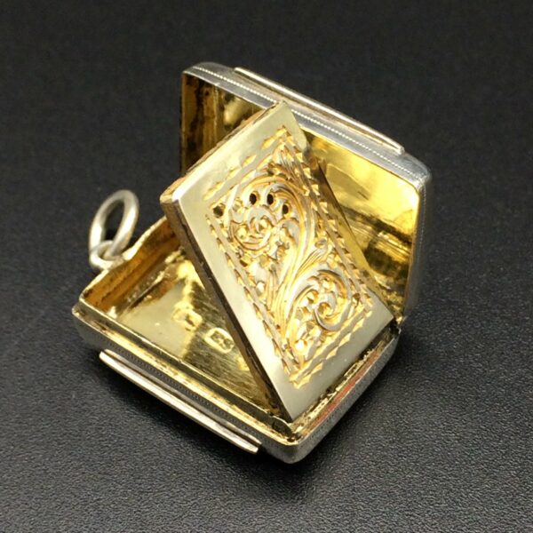 Exquisite Antique Sterling Silver Vinaigrette (Birmingham 1846)
