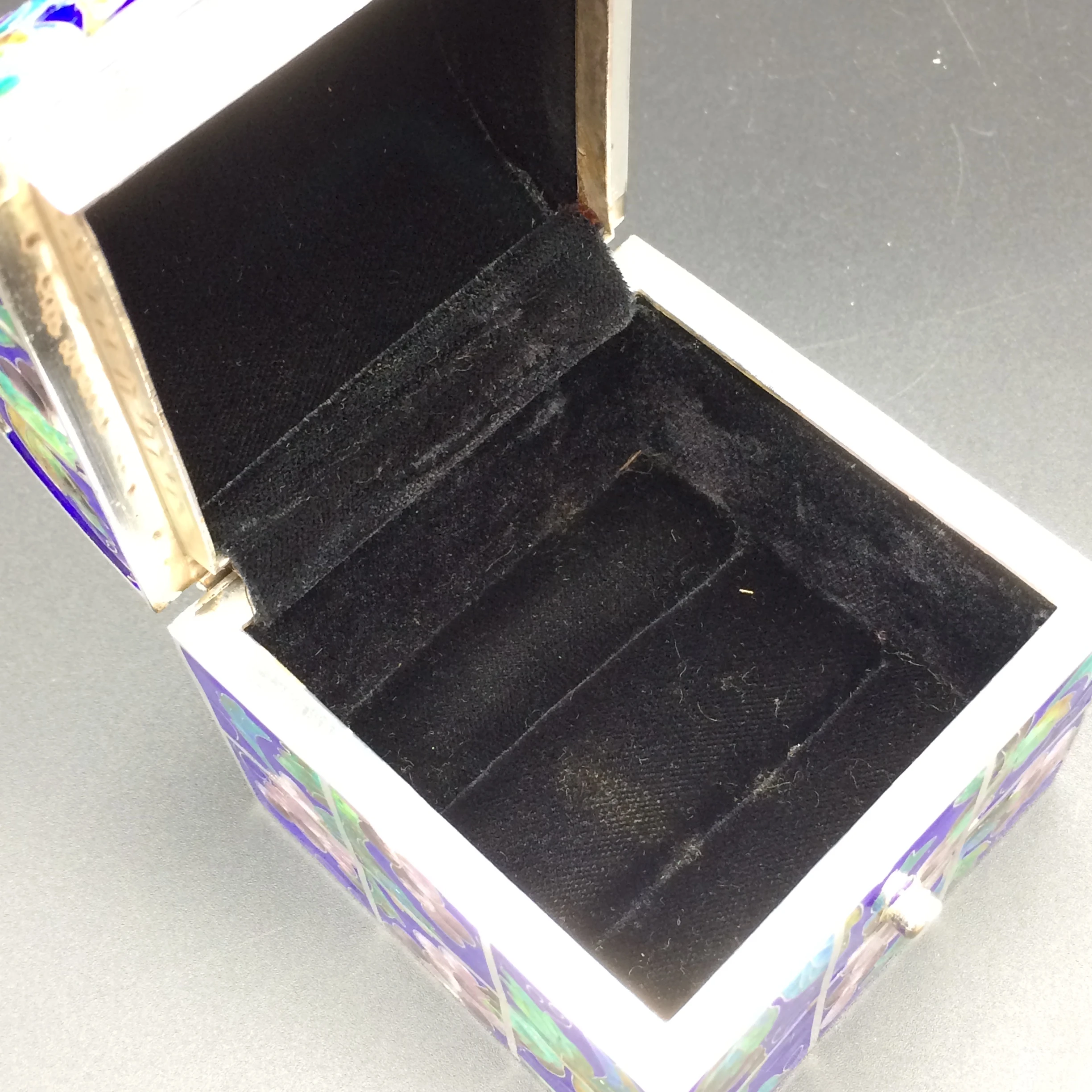 Exciting Korean Solid Silver Enamel/Cloisonné Jewellery Box