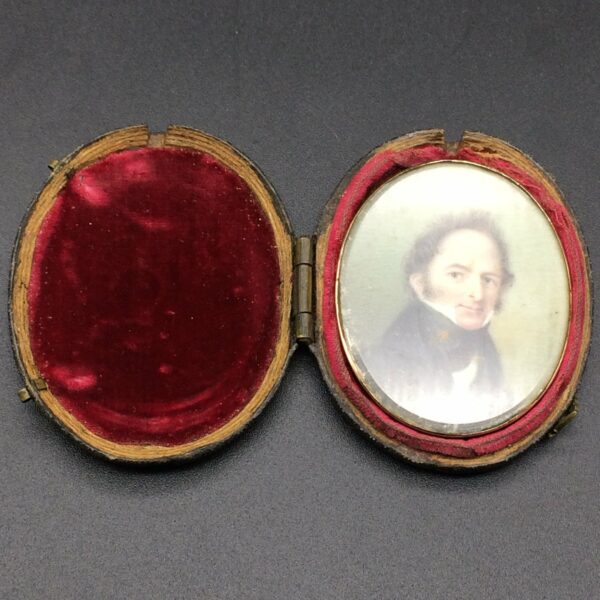 Very Rare Gold Georgian Miniature Portrait Bracelet/Pendant (C.1780-1820)