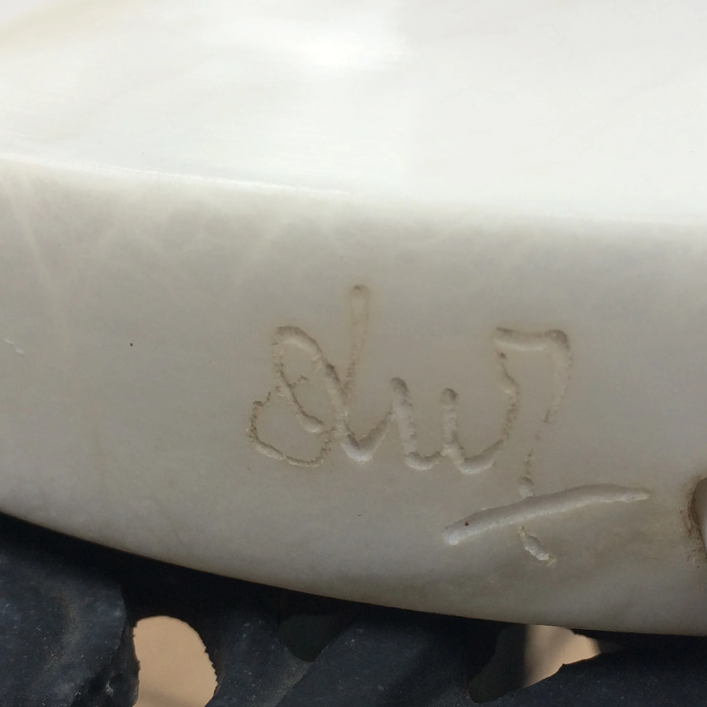 Superb Signed Art Deco French or Italian Alabaster Lamp