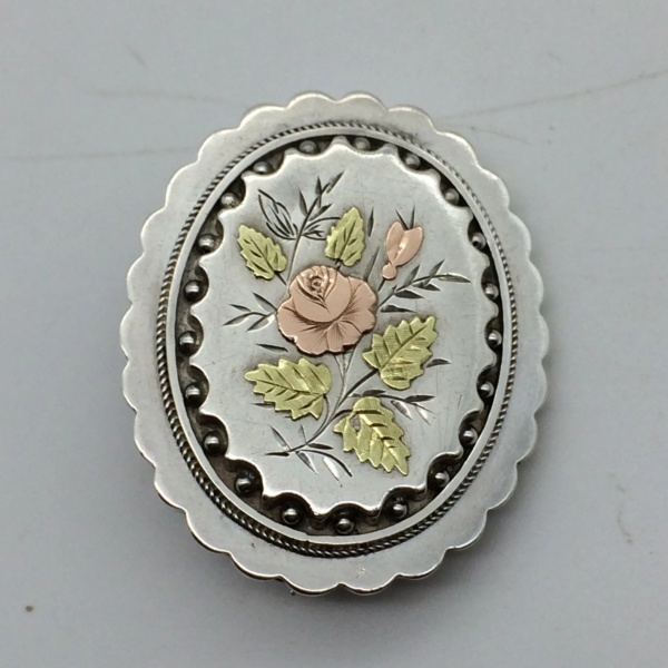 Pretty Victorian Silver & Gold Floral Brooch