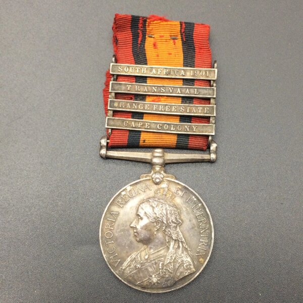 Boer War – Q.S.A. Medal (CC, OFS, TVL, SA01) ‘Pte. W.T. SHACKLEFORD - VL. CO. Oxfd. L.I.’