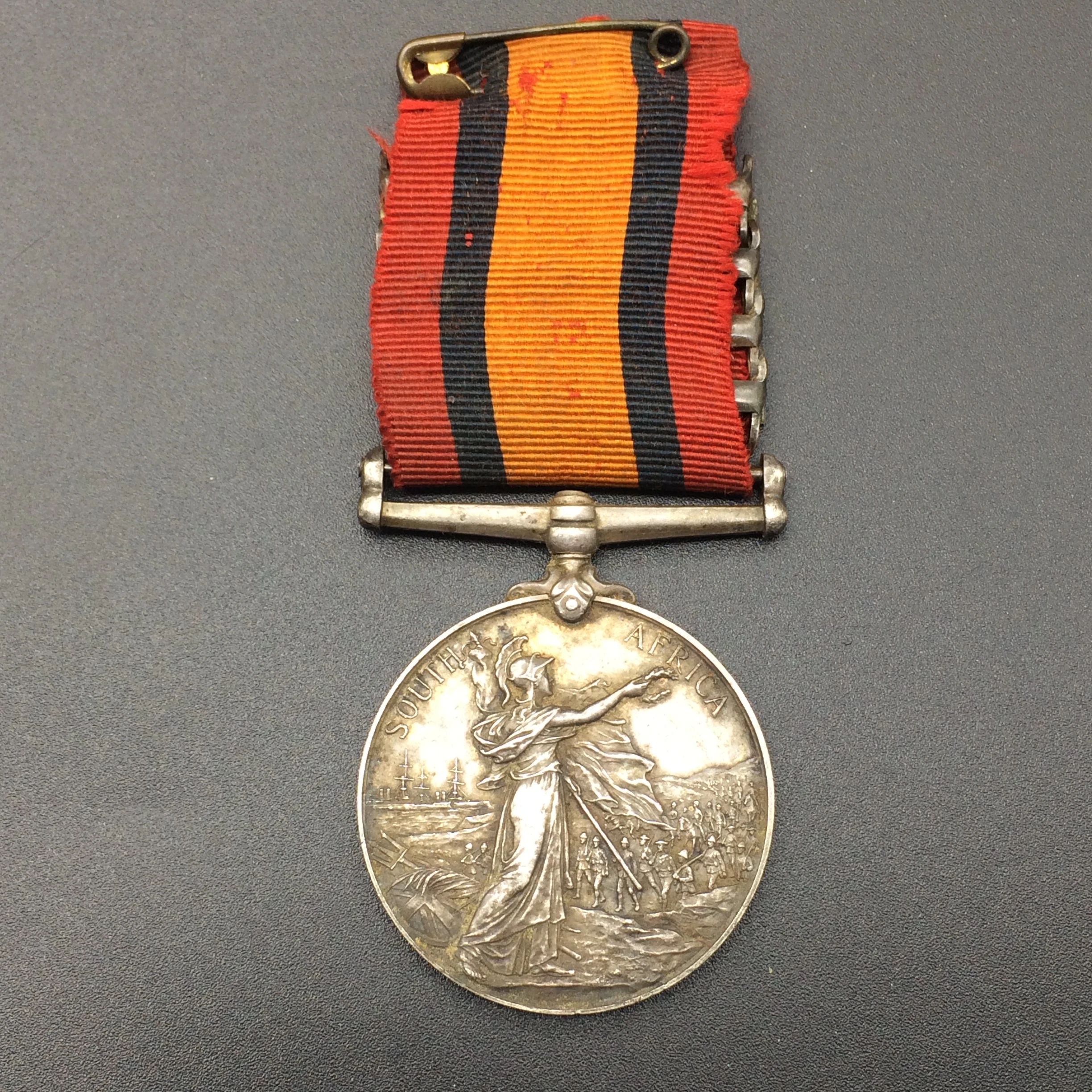 Boer War – Q.S.A. Medal (CC, OFS, TVL, SA01) ‘Pte. W.T. SHACKLEFORD - VL. CO. Oxfd. L.I.’