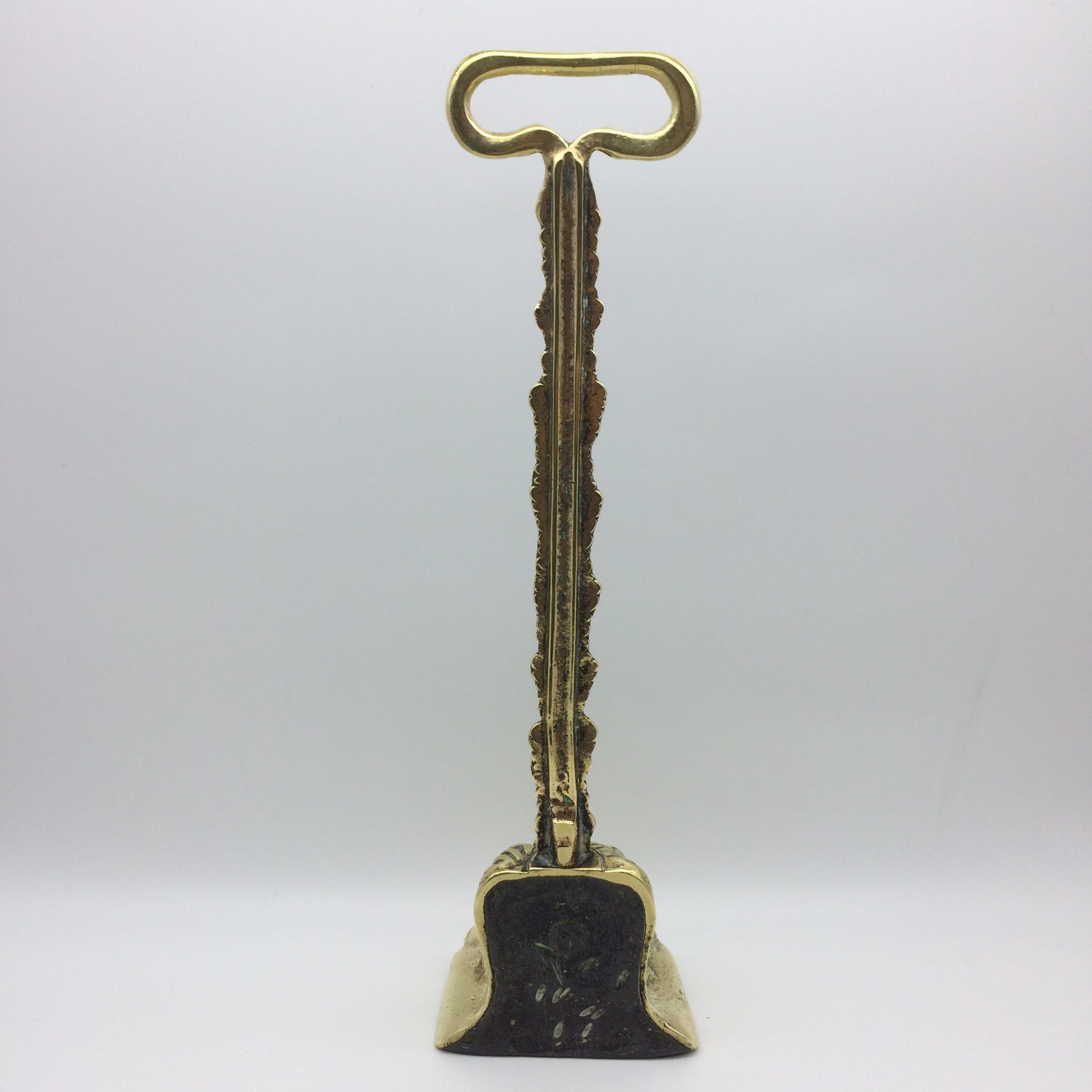 Impressive Antique ‘Brass Lions Paw’ Doorstop (1830-1860) - Image 5