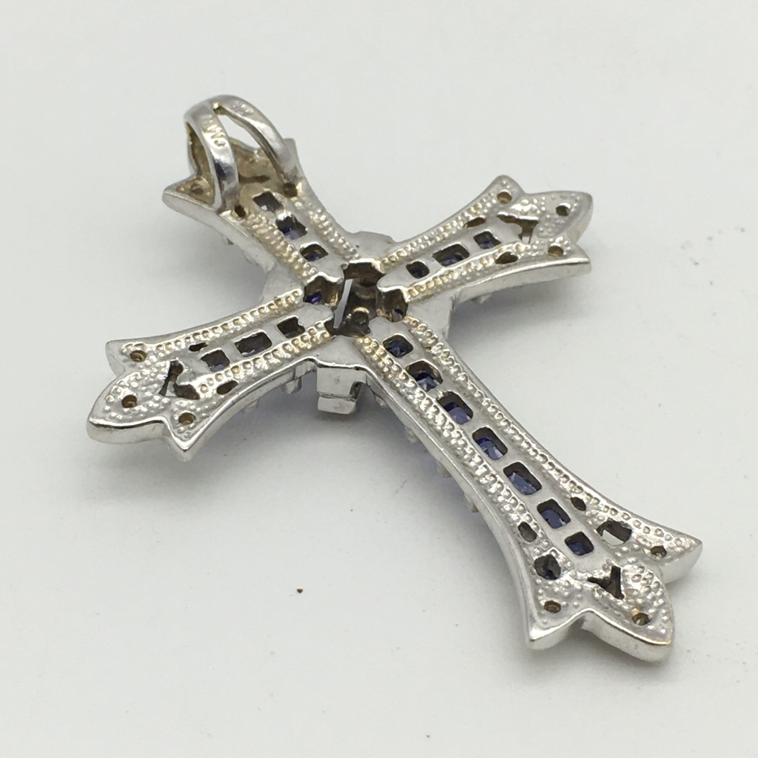 Amazing 9ct White Gold, Diamond & Tanzanite Cross - Image 6