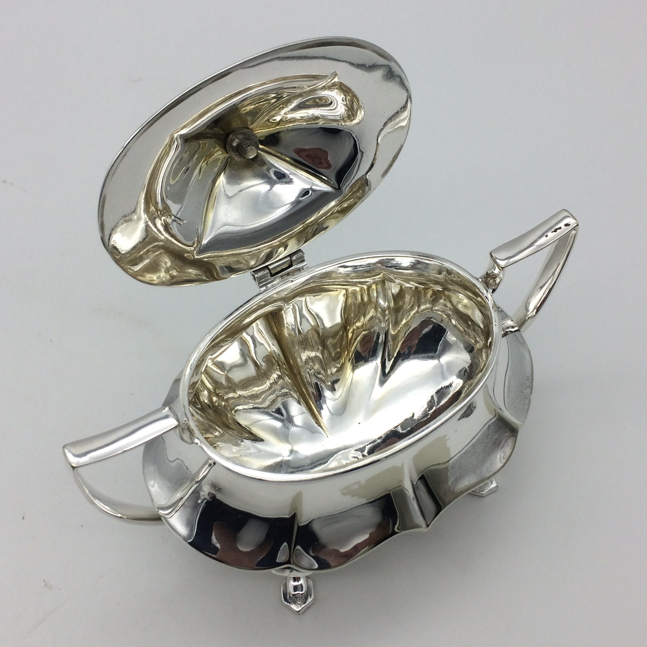 Beautiful Vintage Silver-Plated Tea Set (1920/30’s) - Image 10