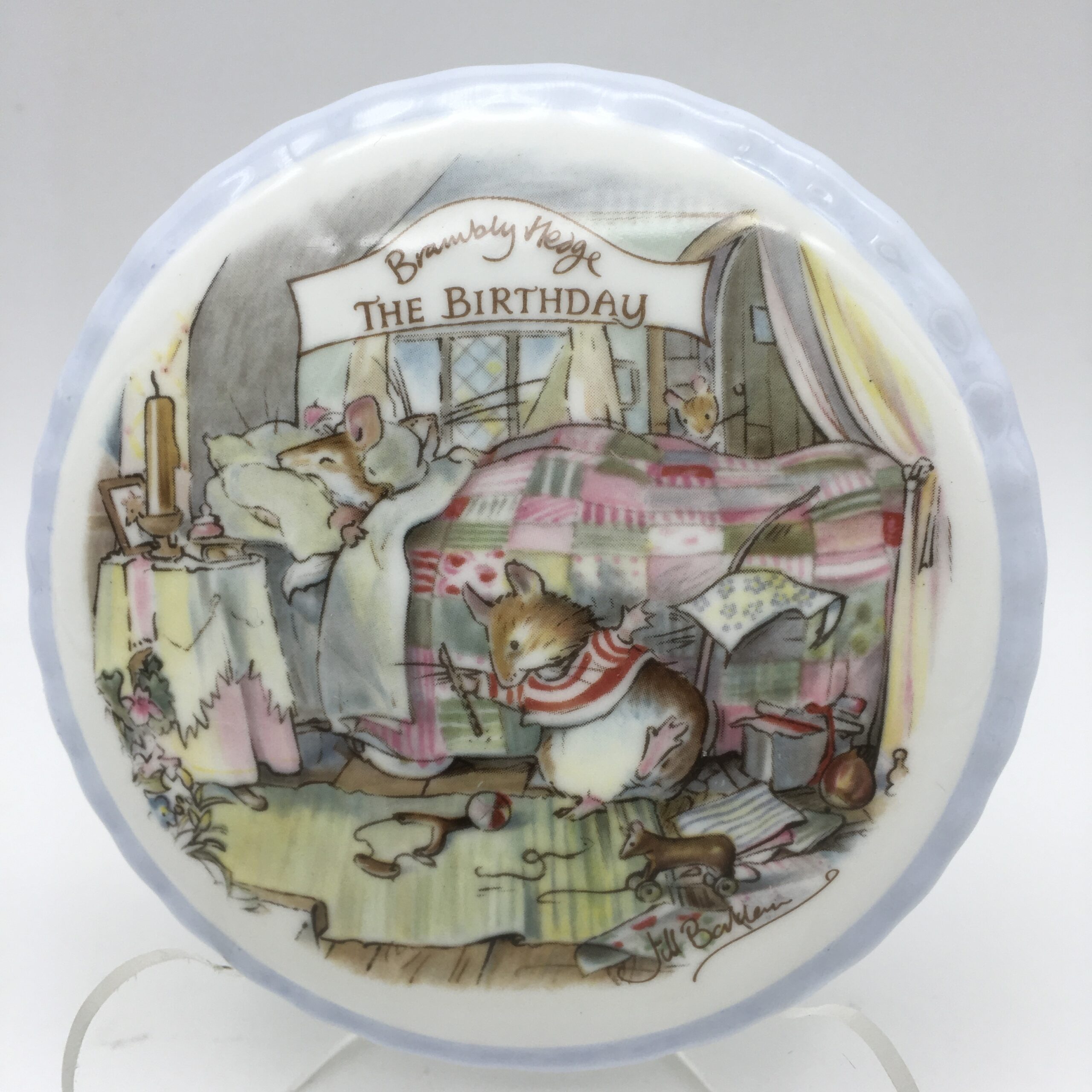 Royal Doulton ‘Brambly Hedge’ Birthday Trinket Box - Image 2