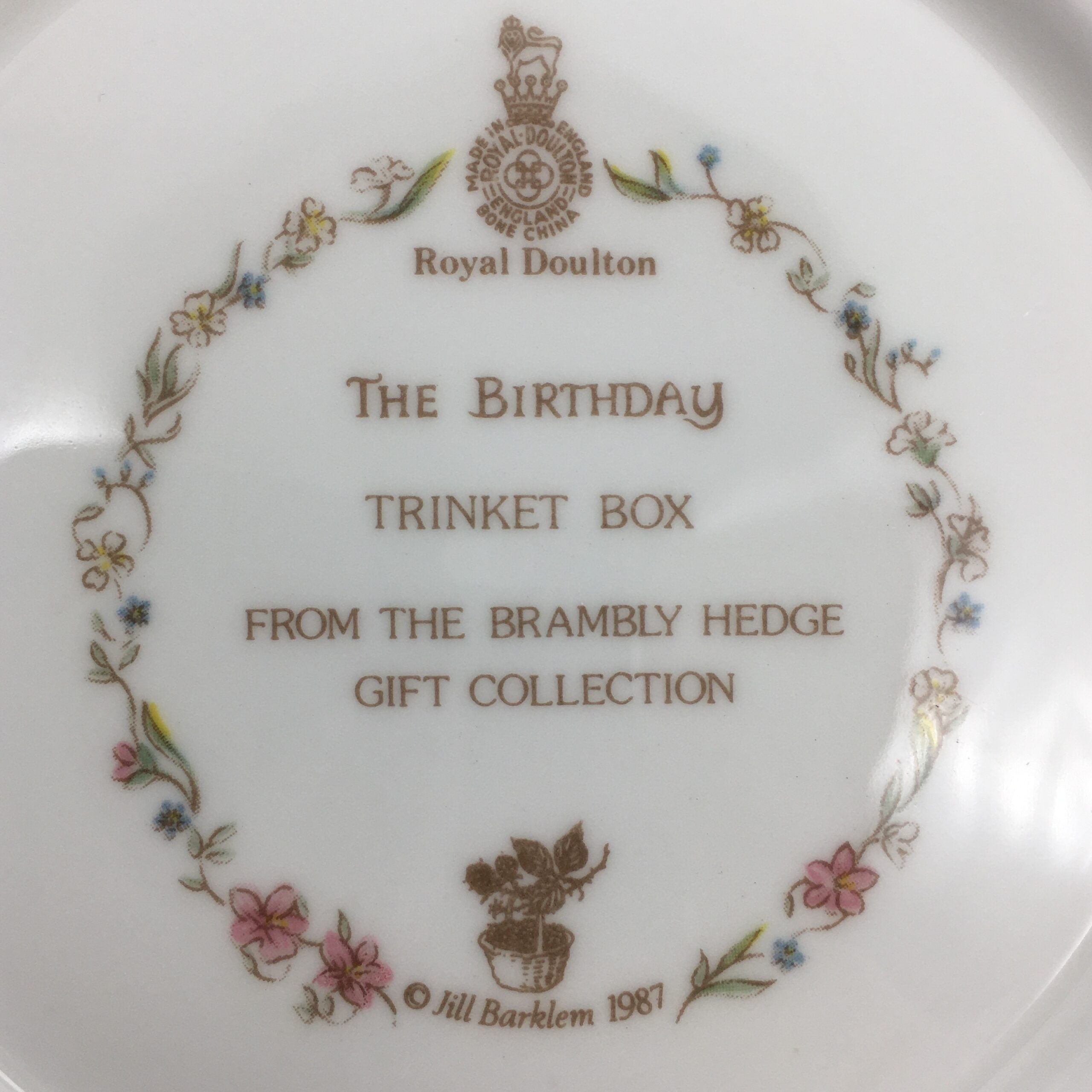 Royal Doulton ‘Brambly Hedge’ Birthday Trinket Box - Image 9