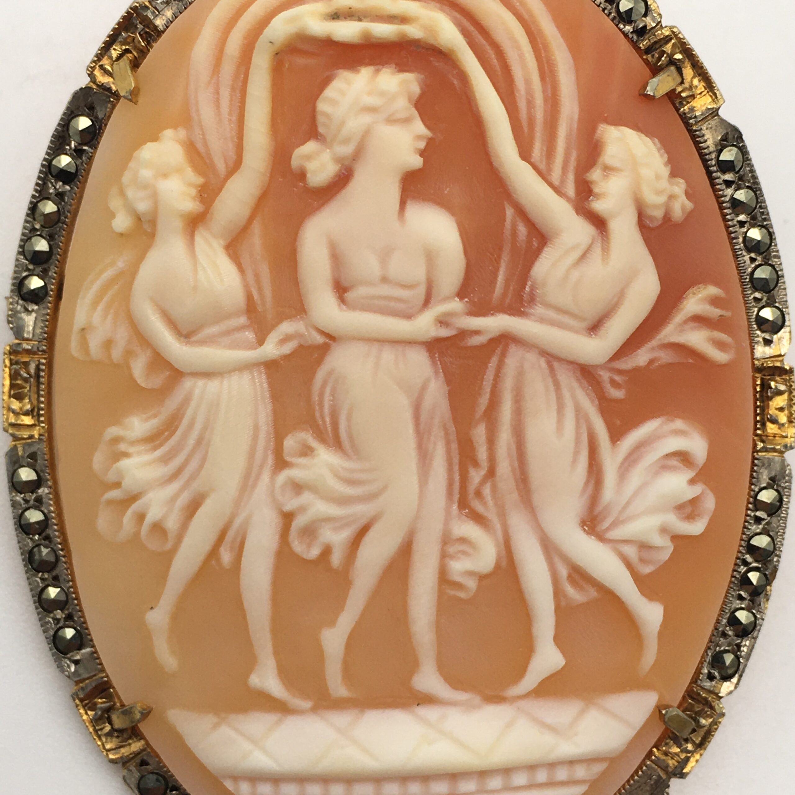 Gorgeous Silver & Marcasite Cameo Brooch or Pendant - Image 2