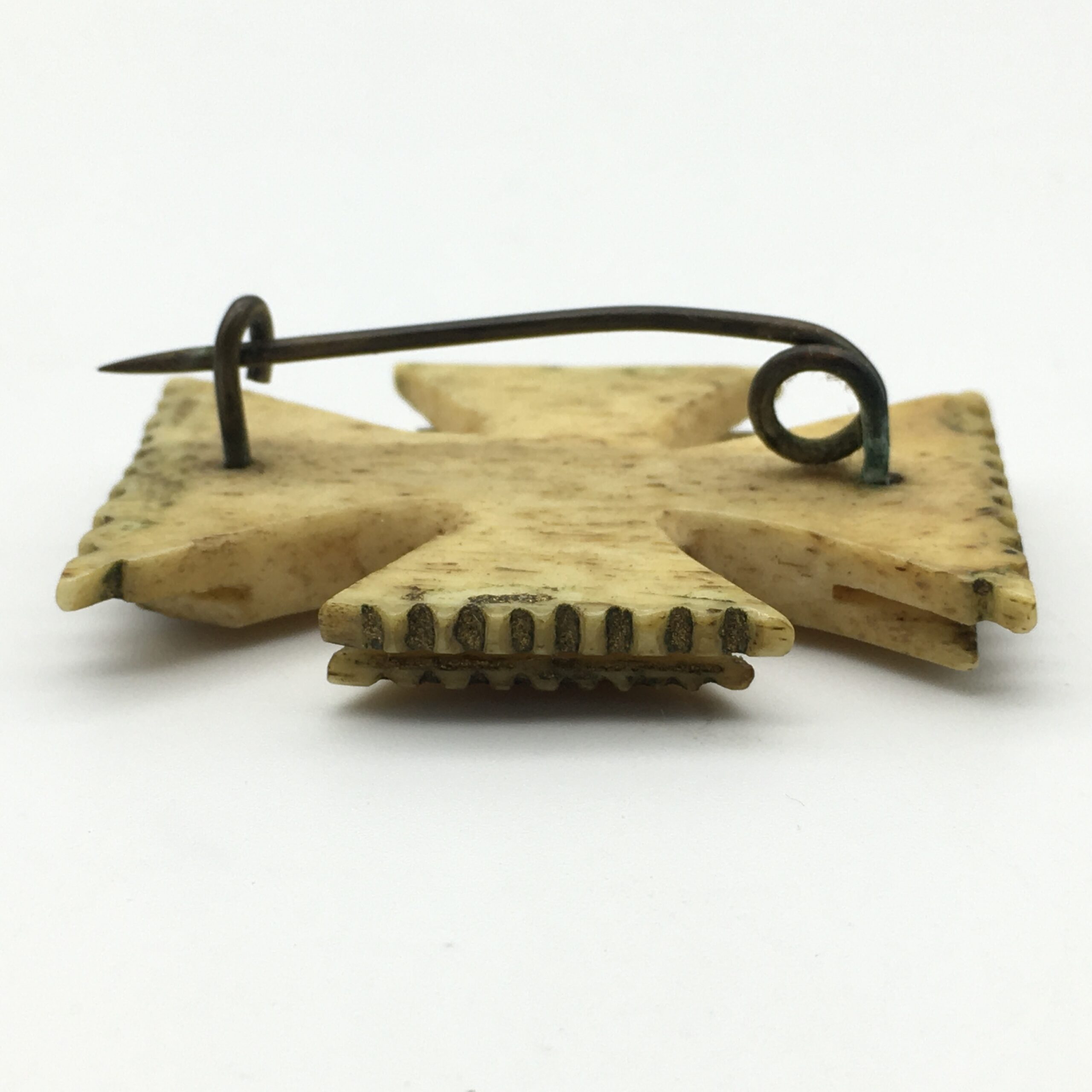 Rare Boer War – P.O.W. (St. Helena) Bone Brooch - Image 6