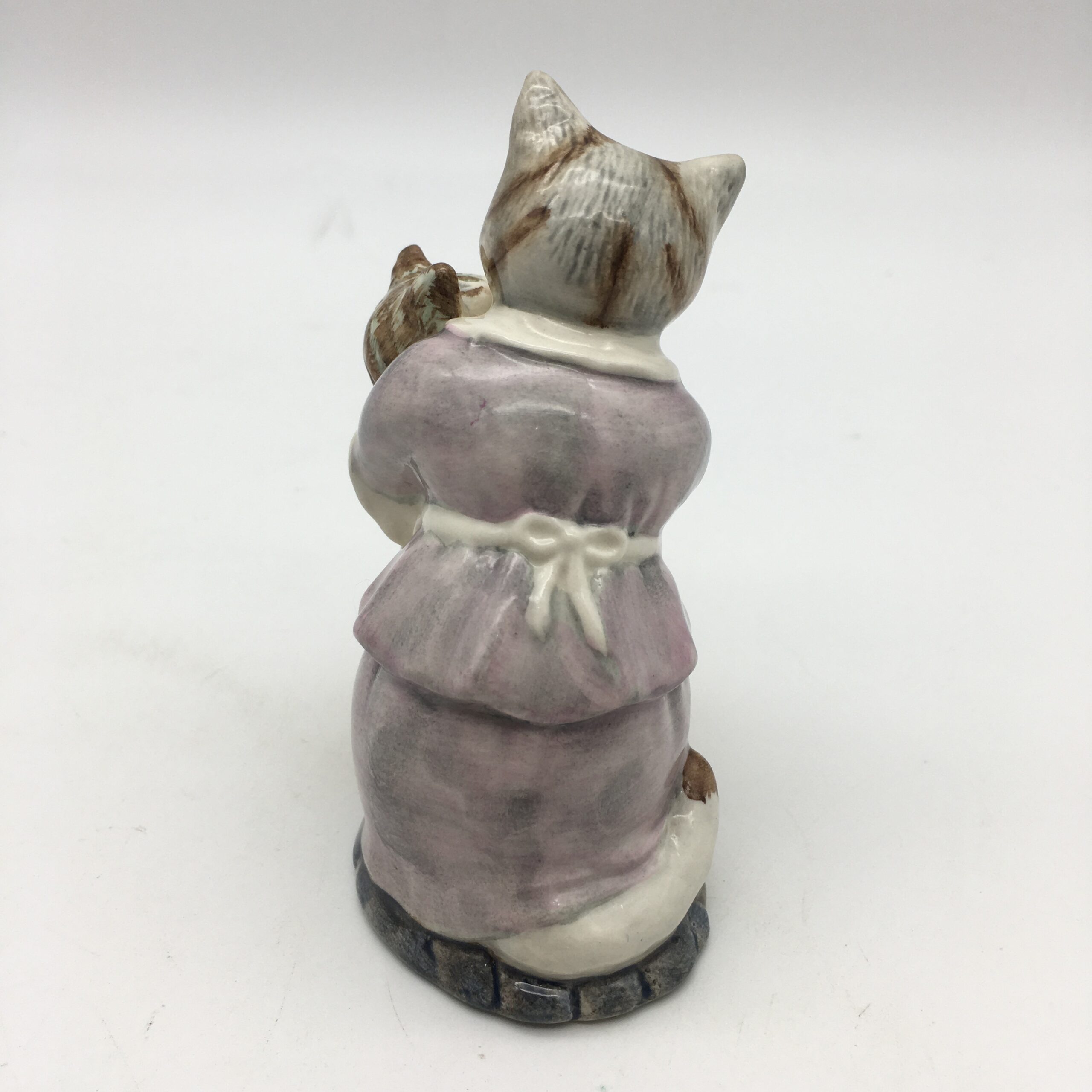 Beatrix Potter ‘Tabitha Twitchit and Miss Moppet’ Figurine - Image 4