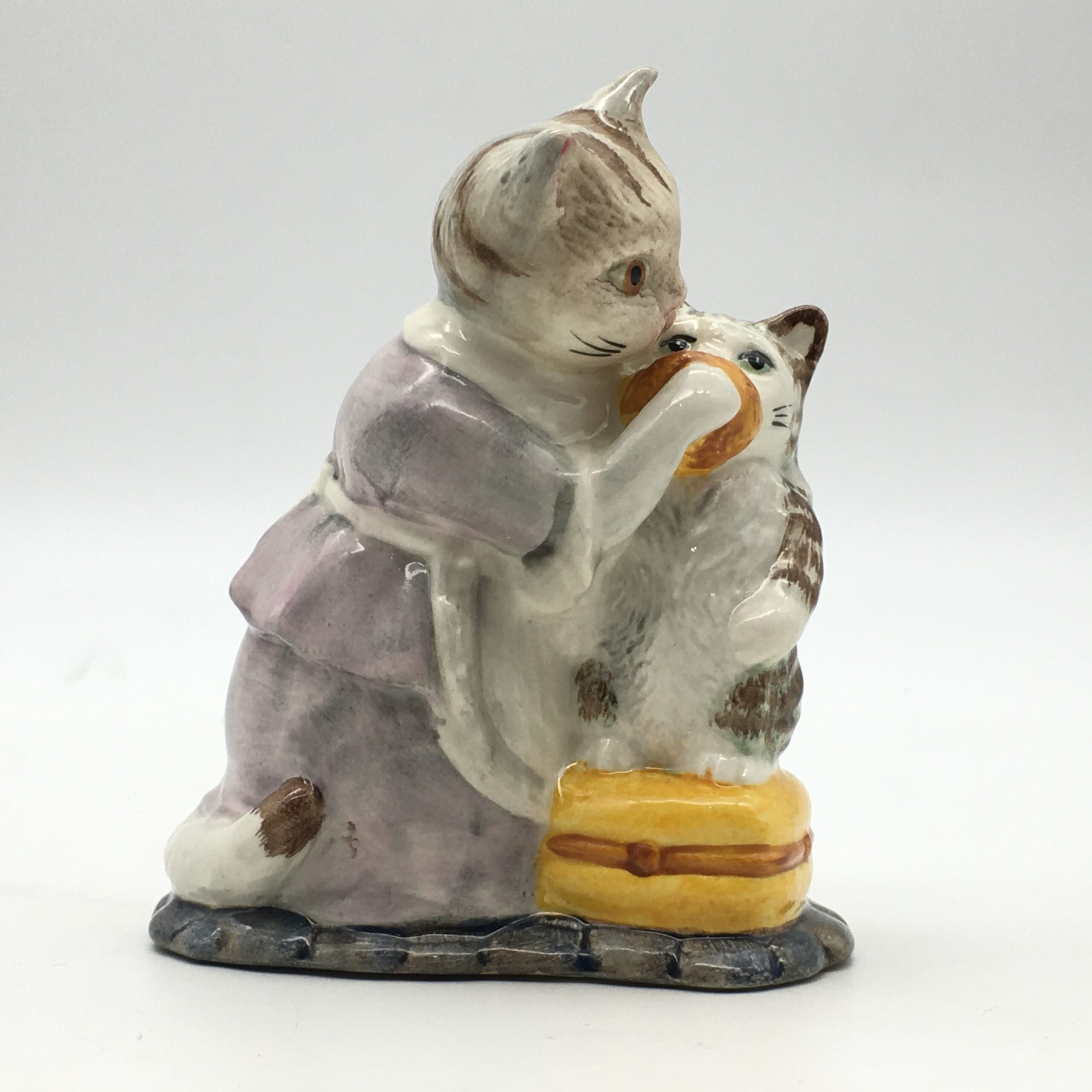 Beatrix Potter ‘Tabitha Twitchit and Miss Moppet’ Figurine - Image 3
