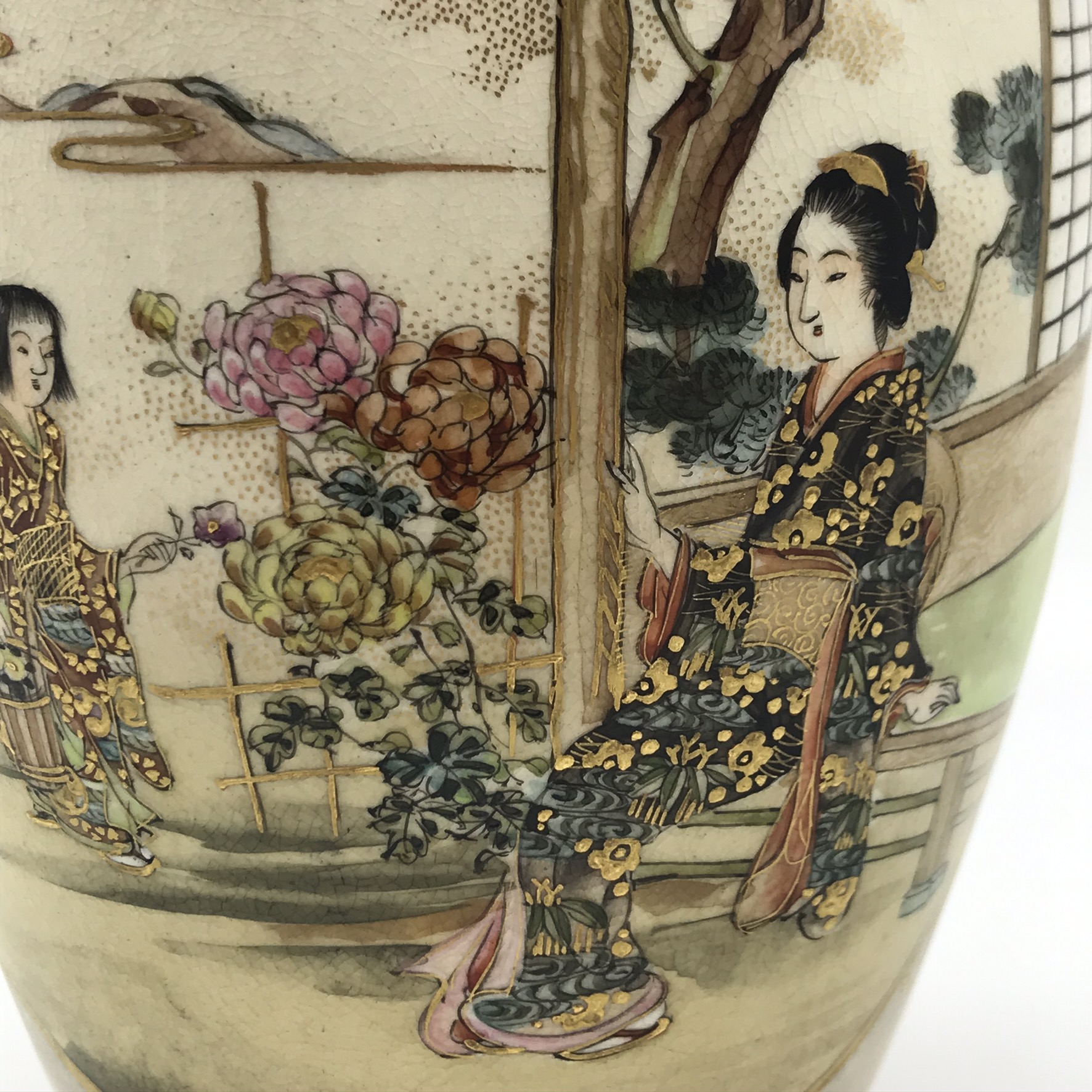 Antique ‘Satsuma’ Pottery Vase (Signed) - Image 2