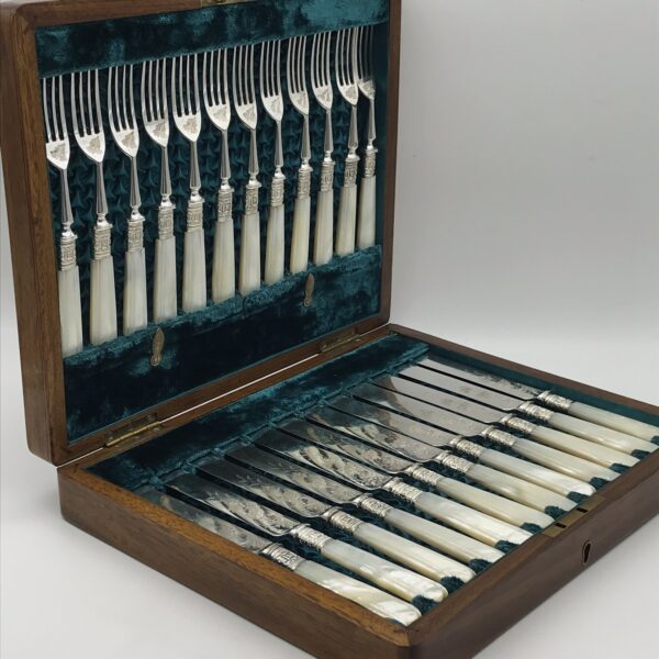 Edwardian Mother-of-Pearl & Silver-Plated Dessert or Fruit Set (Cased)