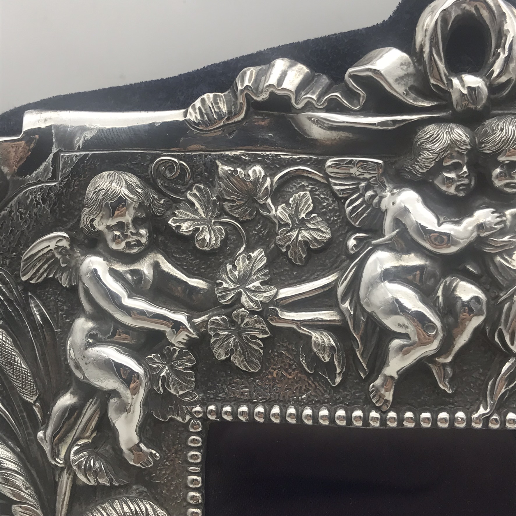 Exquisite Vintage Solid Silver ‘Cherubs’ Photo Frame - Image 2