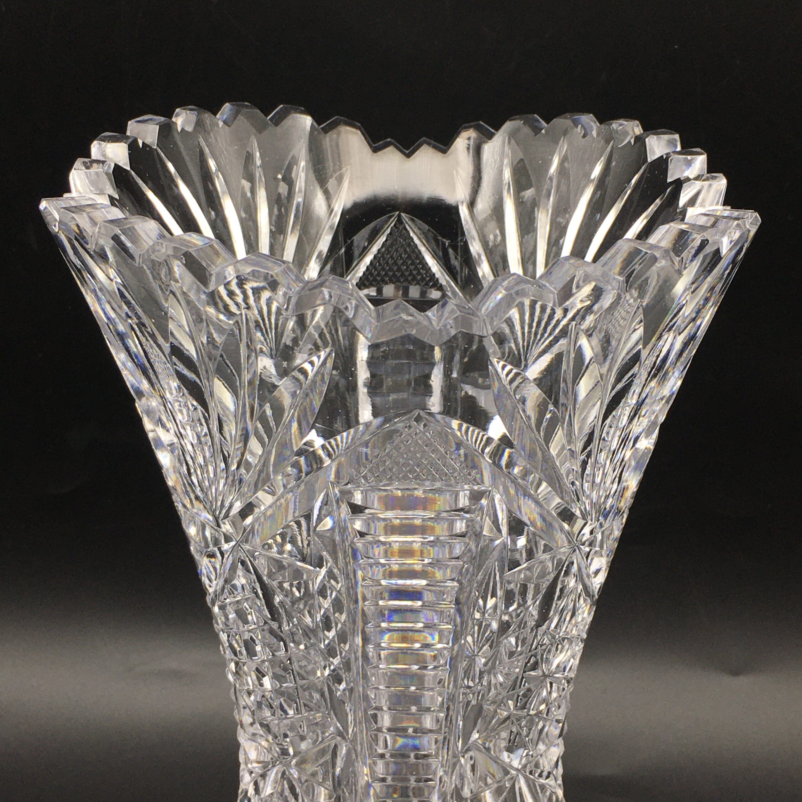 Superb Quality Early Cut-Crystal Vase - Image 5