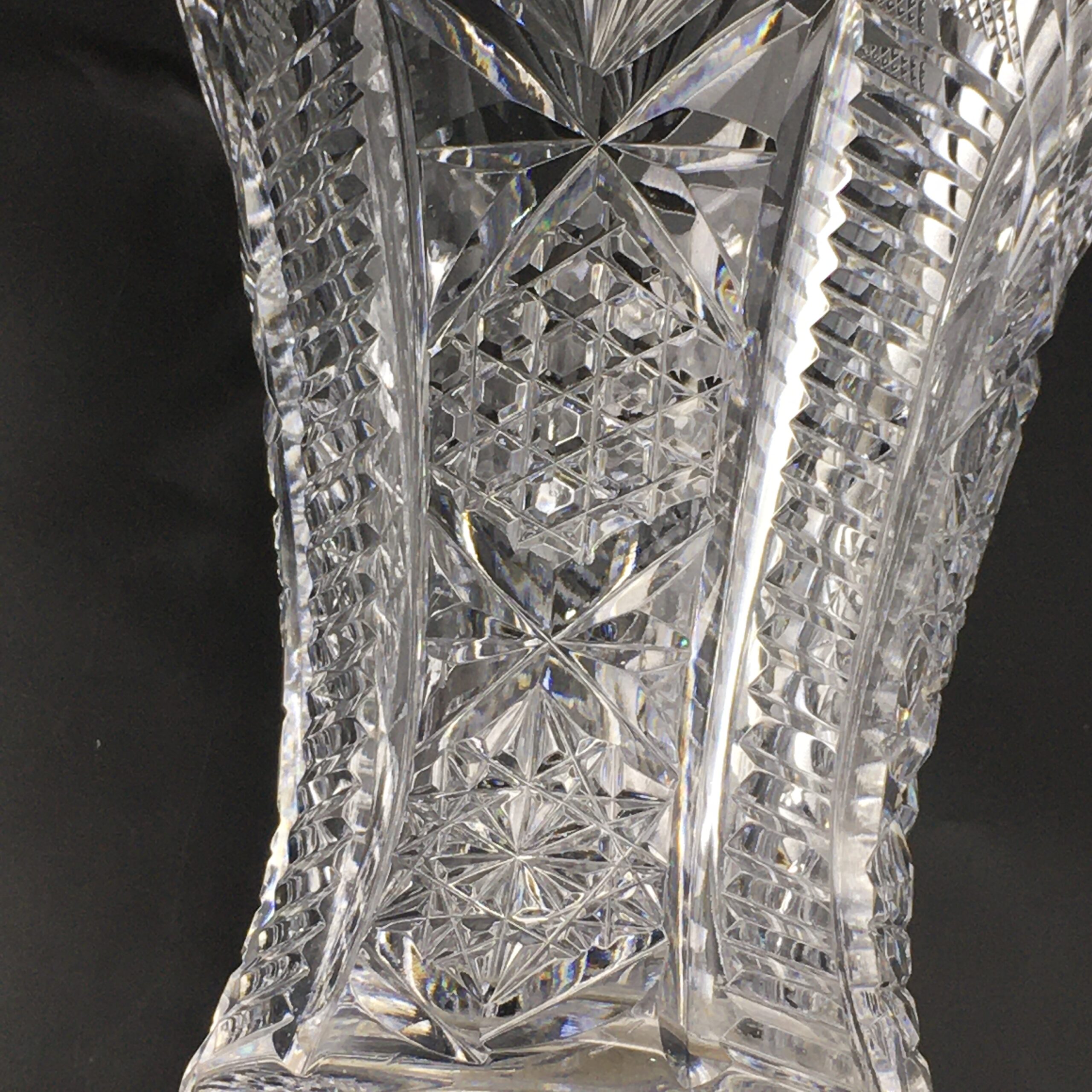 Superb Quality Early Cut-Crystal Vase - Image 2