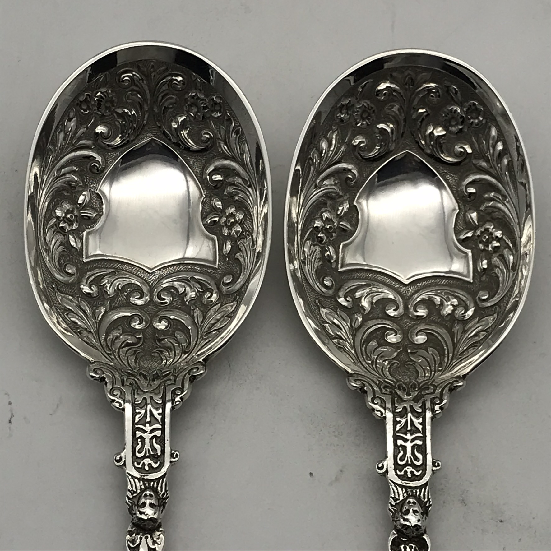 Wonderful Pair of Victorian Silver Dessert or Berry Spoons (1896) - Image 2