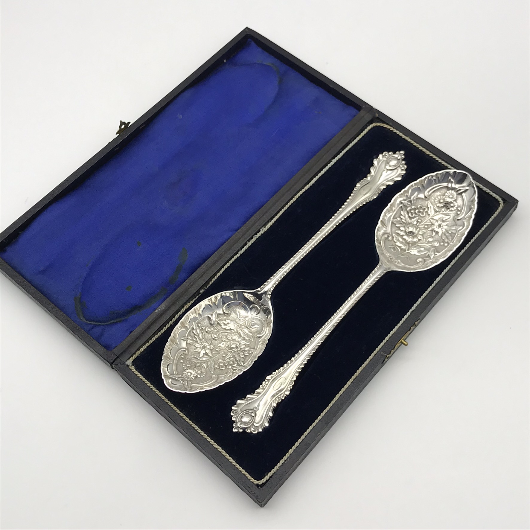 Quality Antique Cased Silver-Plated Berry or Dessert Serving Spoons