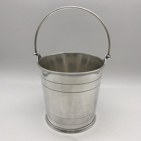 Fine Quality Antique Silver-Plated Ice Bucket (Daniel & Arter)