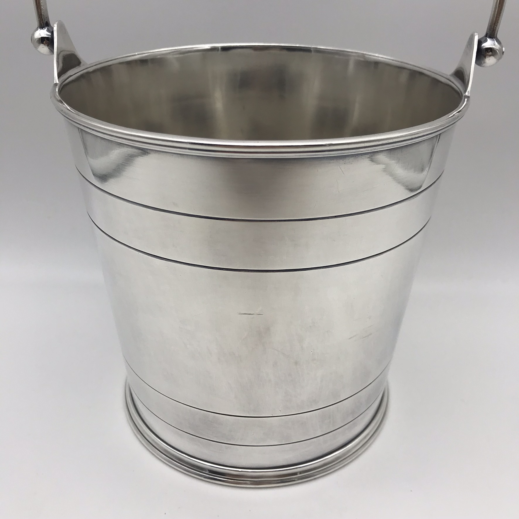 Fine Quality Antique Silver-Plated Ice Bucket (Daniel & Arter) - Image 5