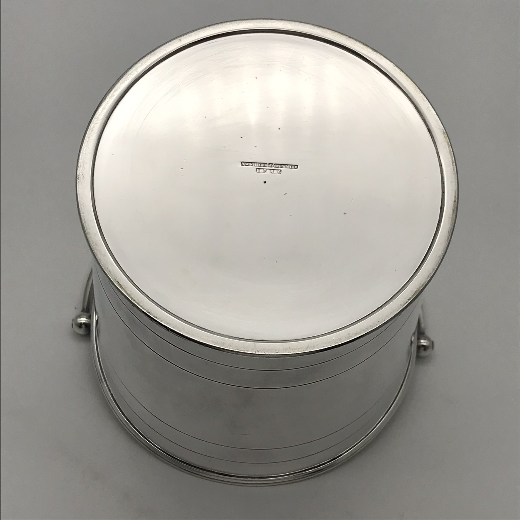 Fine Quality Antique Silver-Plated Ice Bucket (Daniel & Arter) - Image 12