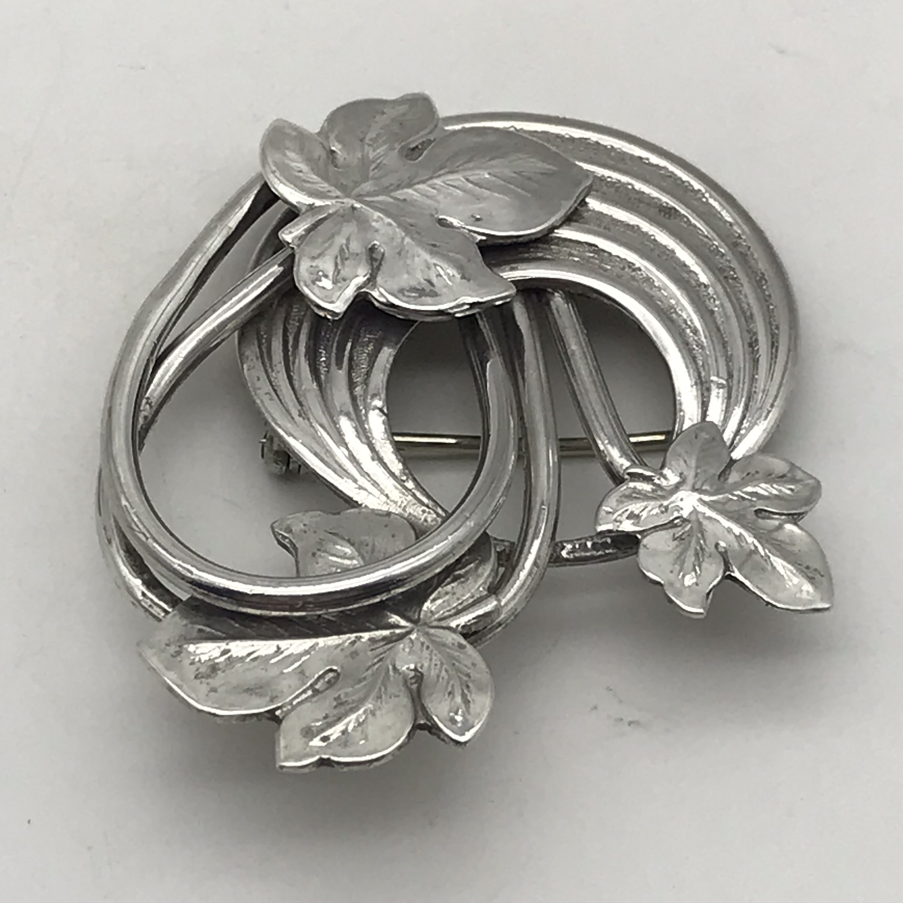Vintage Sterling Silver ‘Mari-Lou’ Brooch