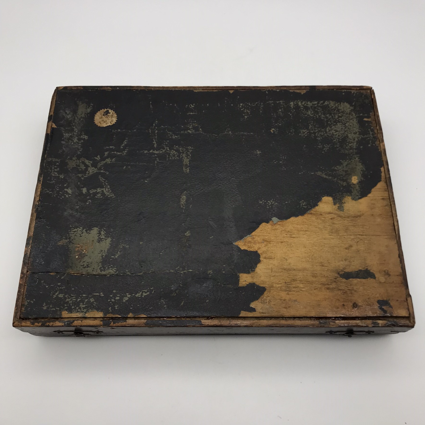 Antique Mother-of-Pearl Handled Dessert Knives & Forks (Cased) - Image 10