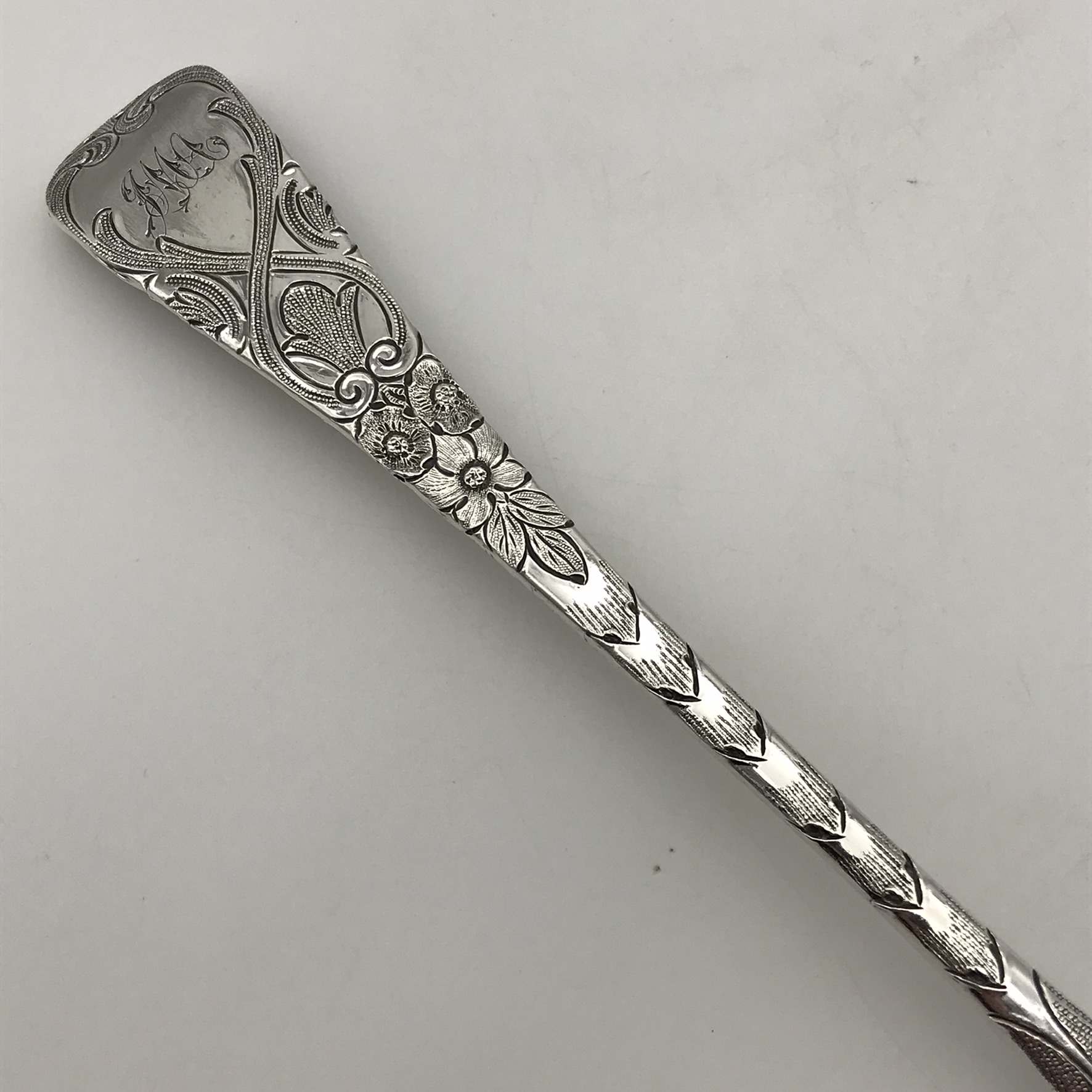 Victorian Solid Silver Berry Spoon (1860) - Image 4