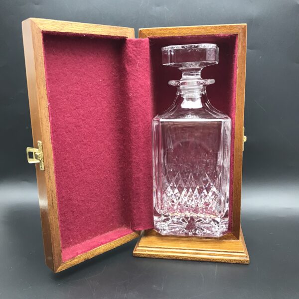 Quality Wooden Cased ‘Somerset’ Crystal Decanter