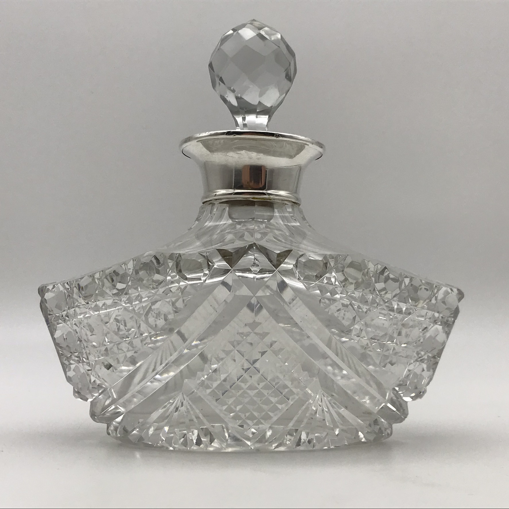 Early Elegant Silver & Crystal Scent Bottle (1929) - Image 5