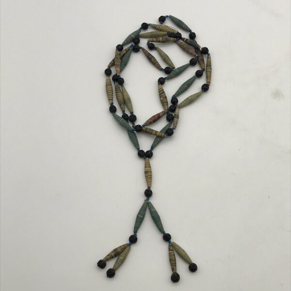 Rare Boer War – ‘P.O.W’ Paper Beaded Necklace