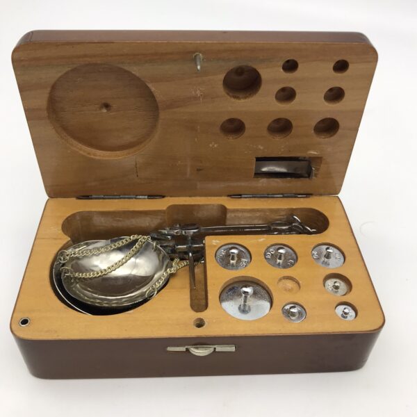 Vintage ‘Apothecary/Jewellery’ Travelling Scale (Boxed)
