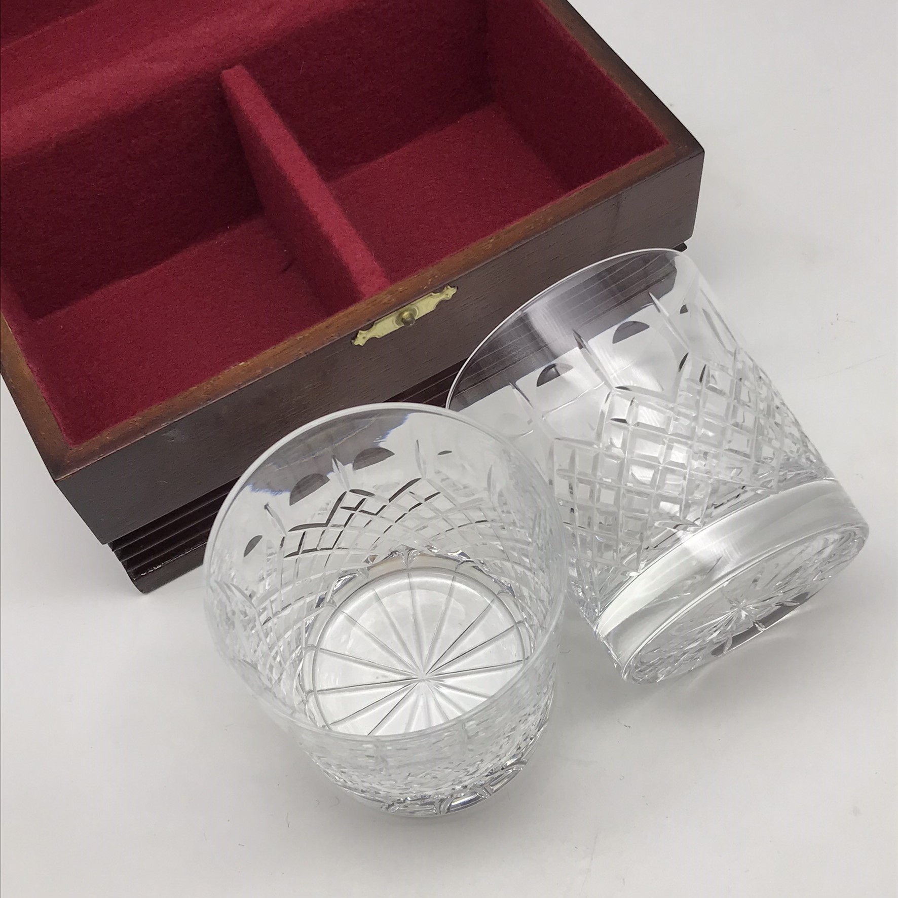 Pair ‘Somerset’ Crystal Whisky Glasses (Wooden Cased) - Image 5