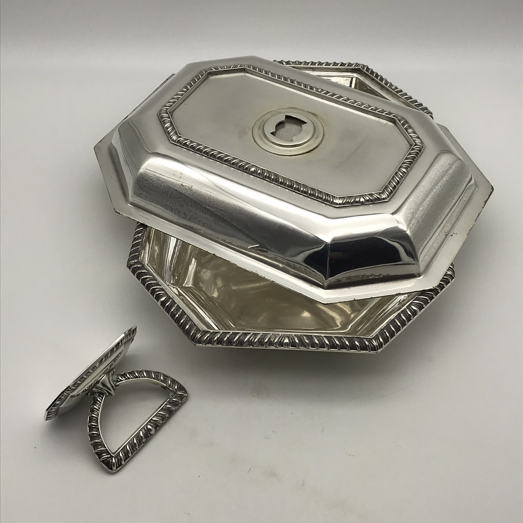 Quality Art Deco ‘Mappin & Webb’ Entre Dish & Cover - Image 5