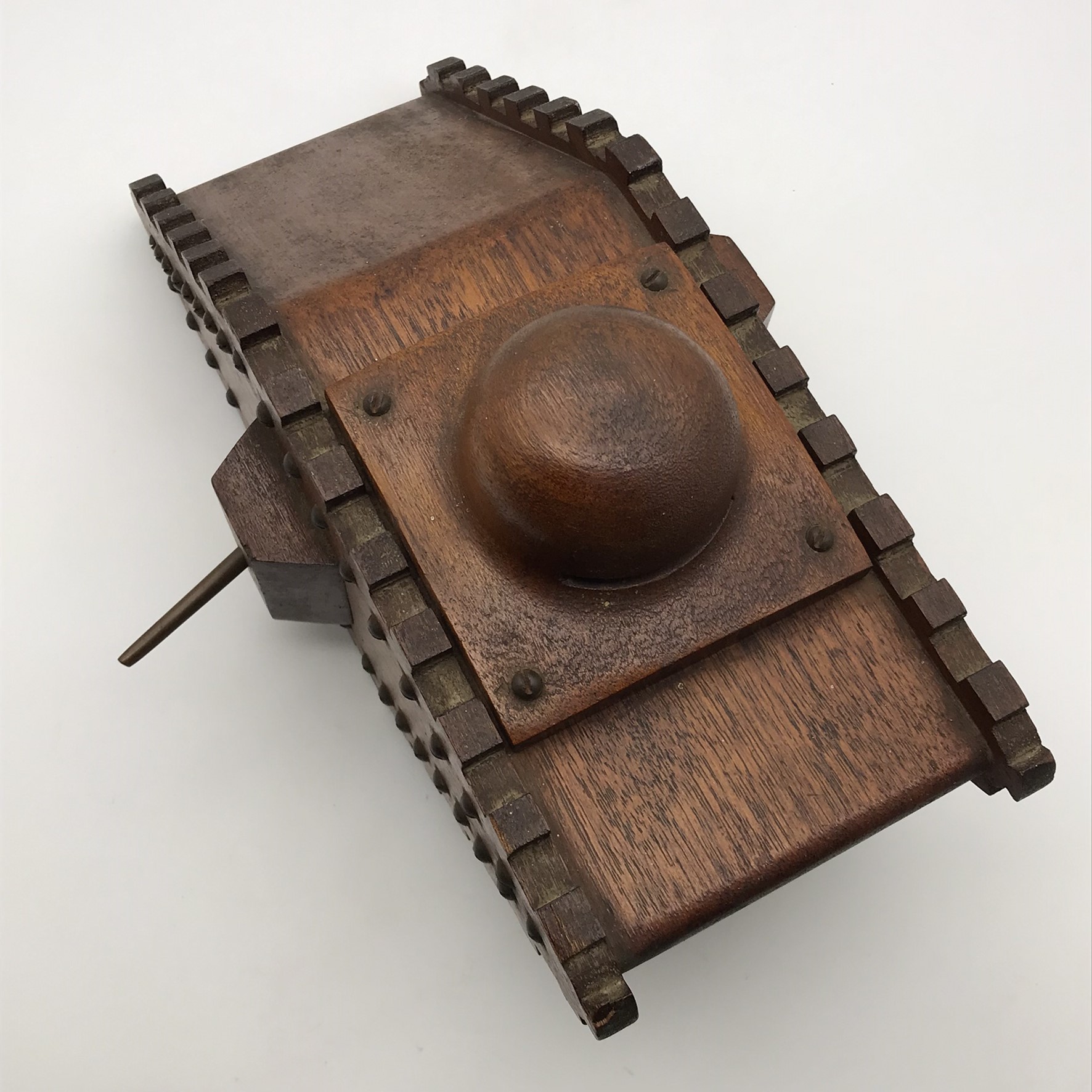 WW1 – Large Wooden ‘Trench Art’ Tank Money Box - Image 8