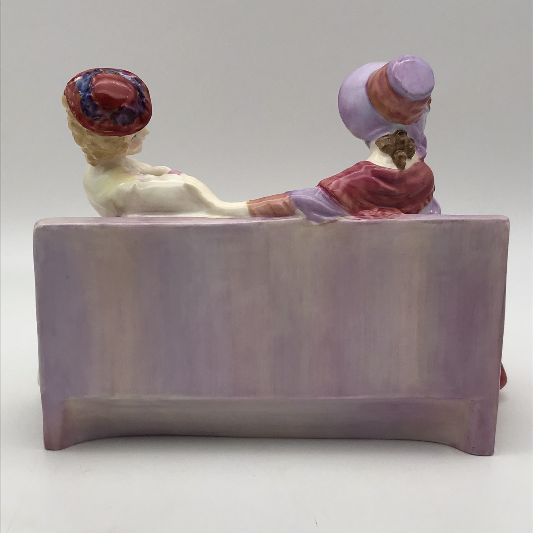 Lovely Royal Doulton 'The Gossips’ Figurine - Image 3