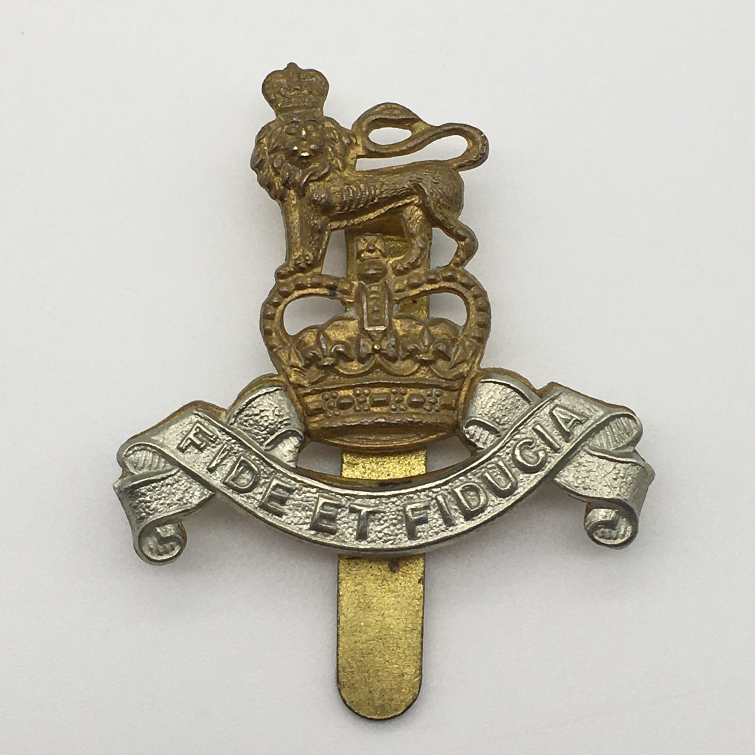 British – ‘Royal Army Pay Corps’ Cap Badge (Buttons Ltd)