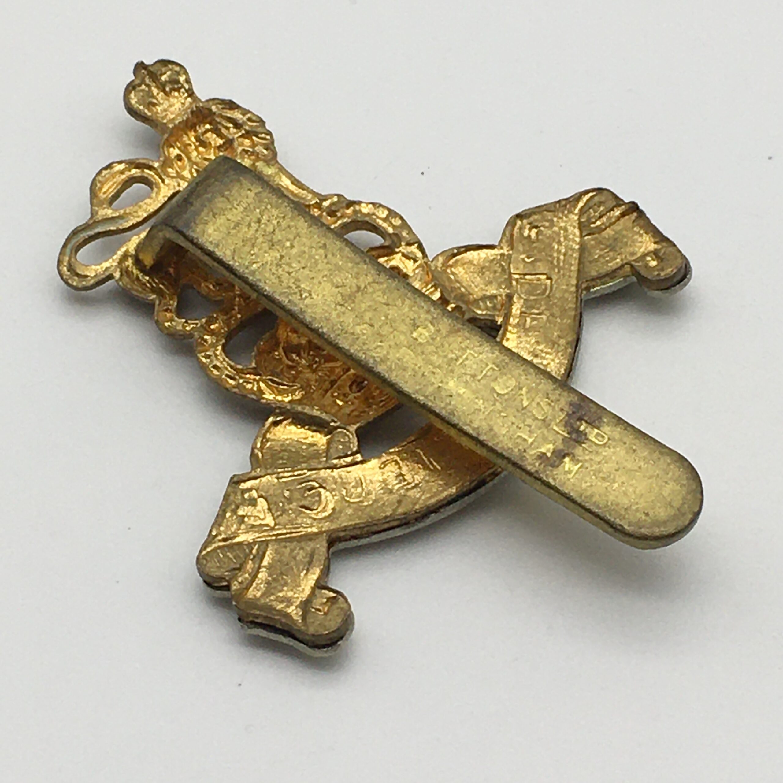 British – ‘Royal Army Pay Corps’ Cap Badge (Buttons Ltd) - Image 3