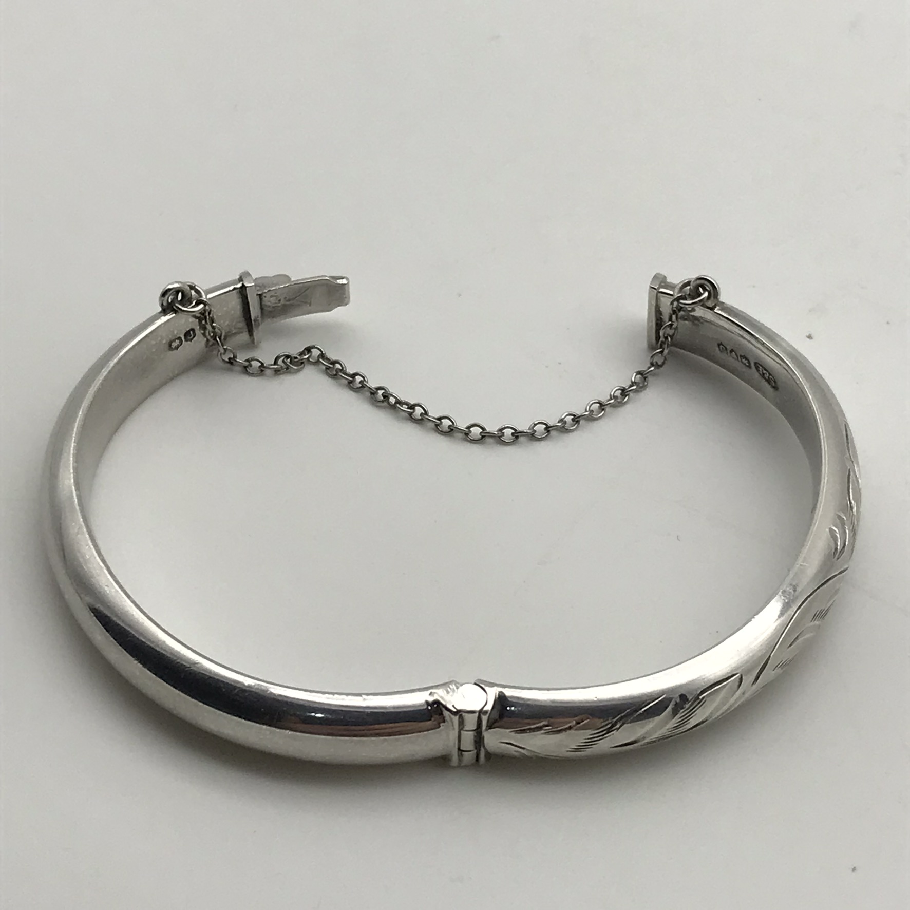 Vintage Sterling Silver ‘Baby/Christening’ Bracelet (1959) - Image 2