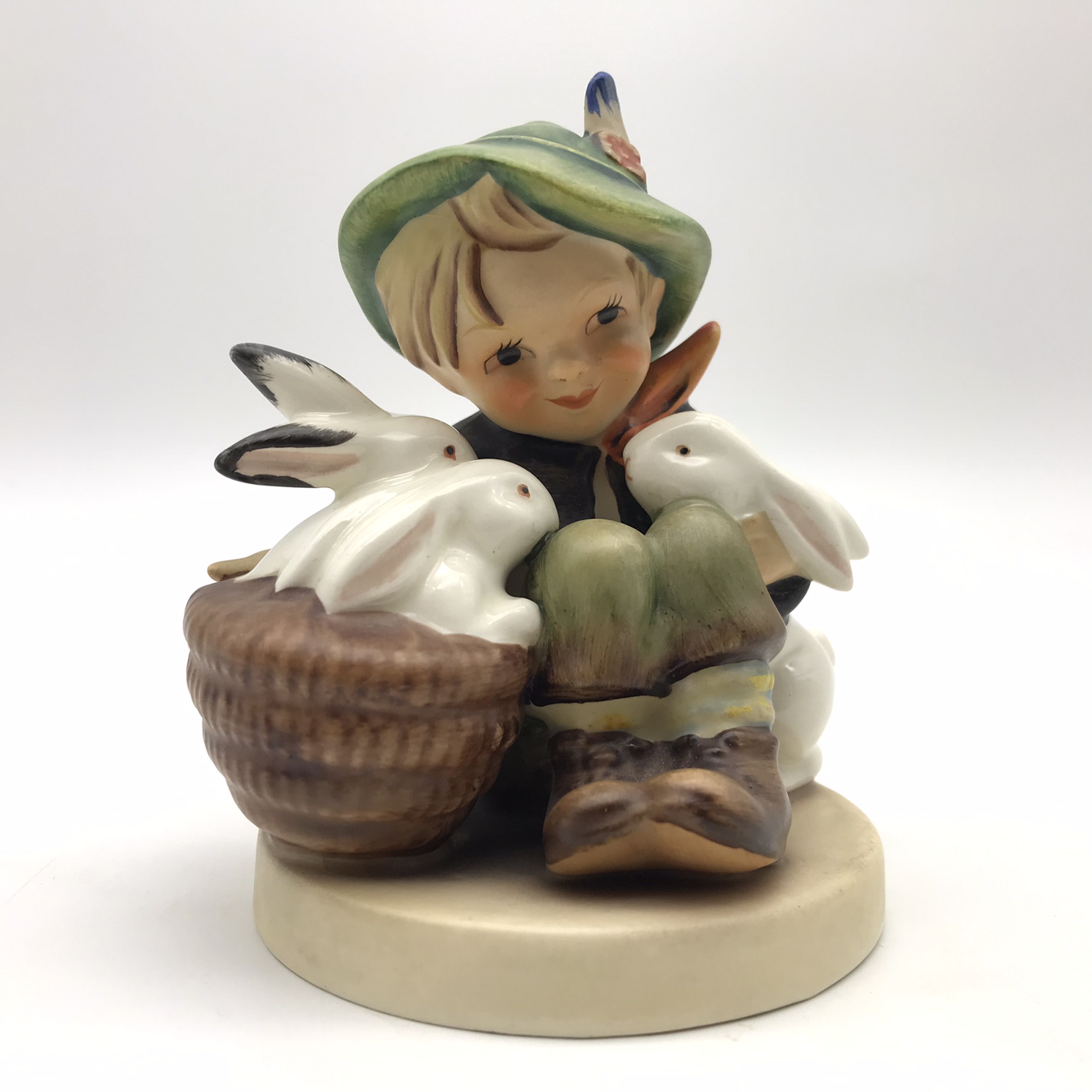 Adorable Hummel ‘Playmates’ Figurine (58)