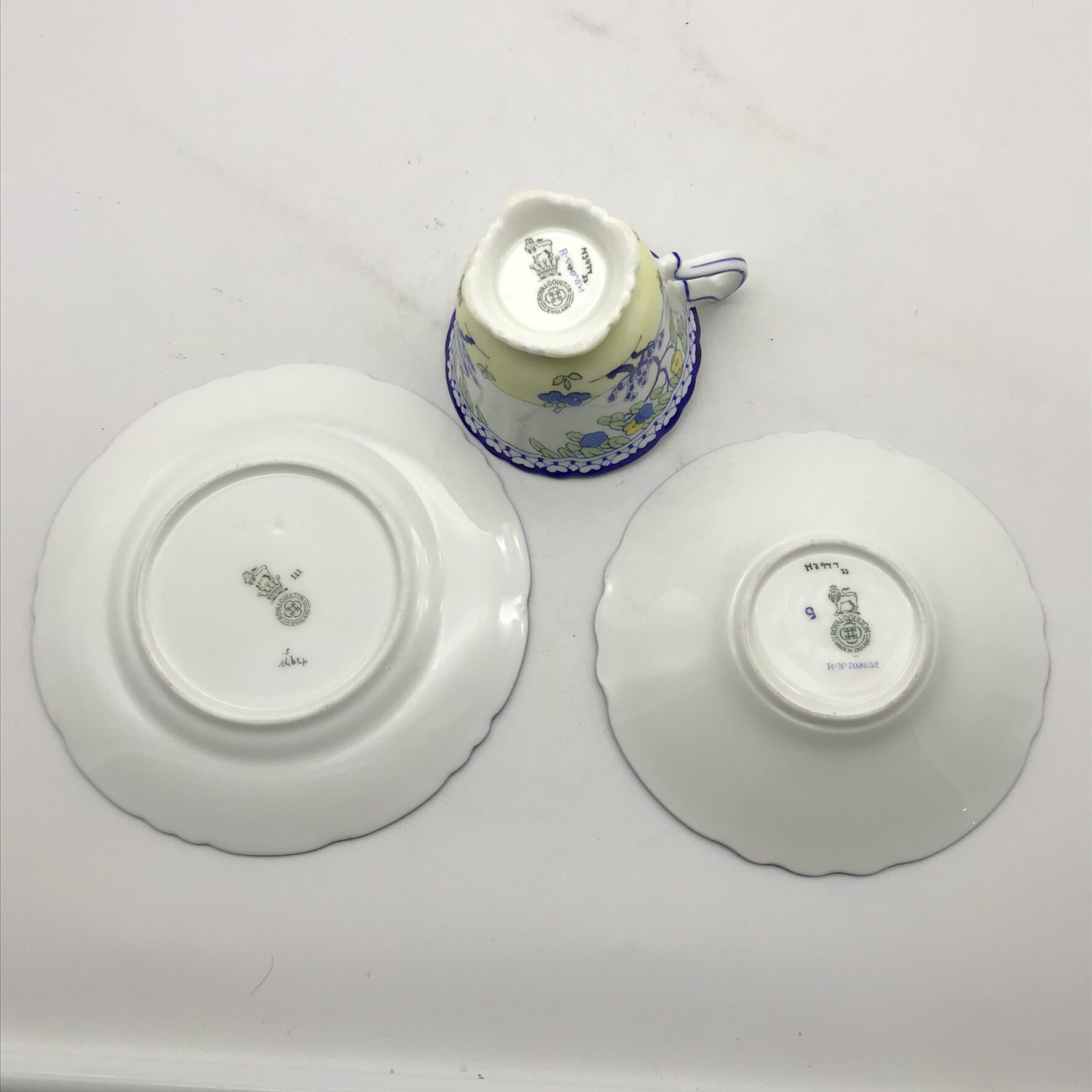 Superb Royal Doulton ‘Art Deco’ Trio (Blue Tree) - Image 10