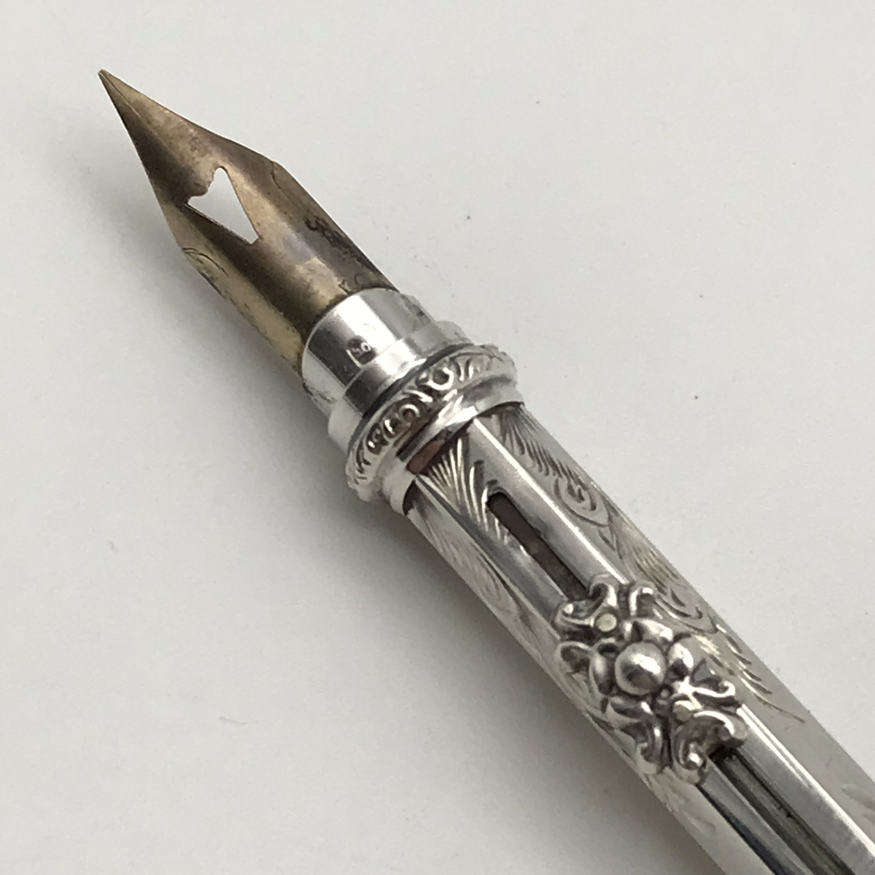 Antique Silver Retractable Combination Pen & Pencil (1906)