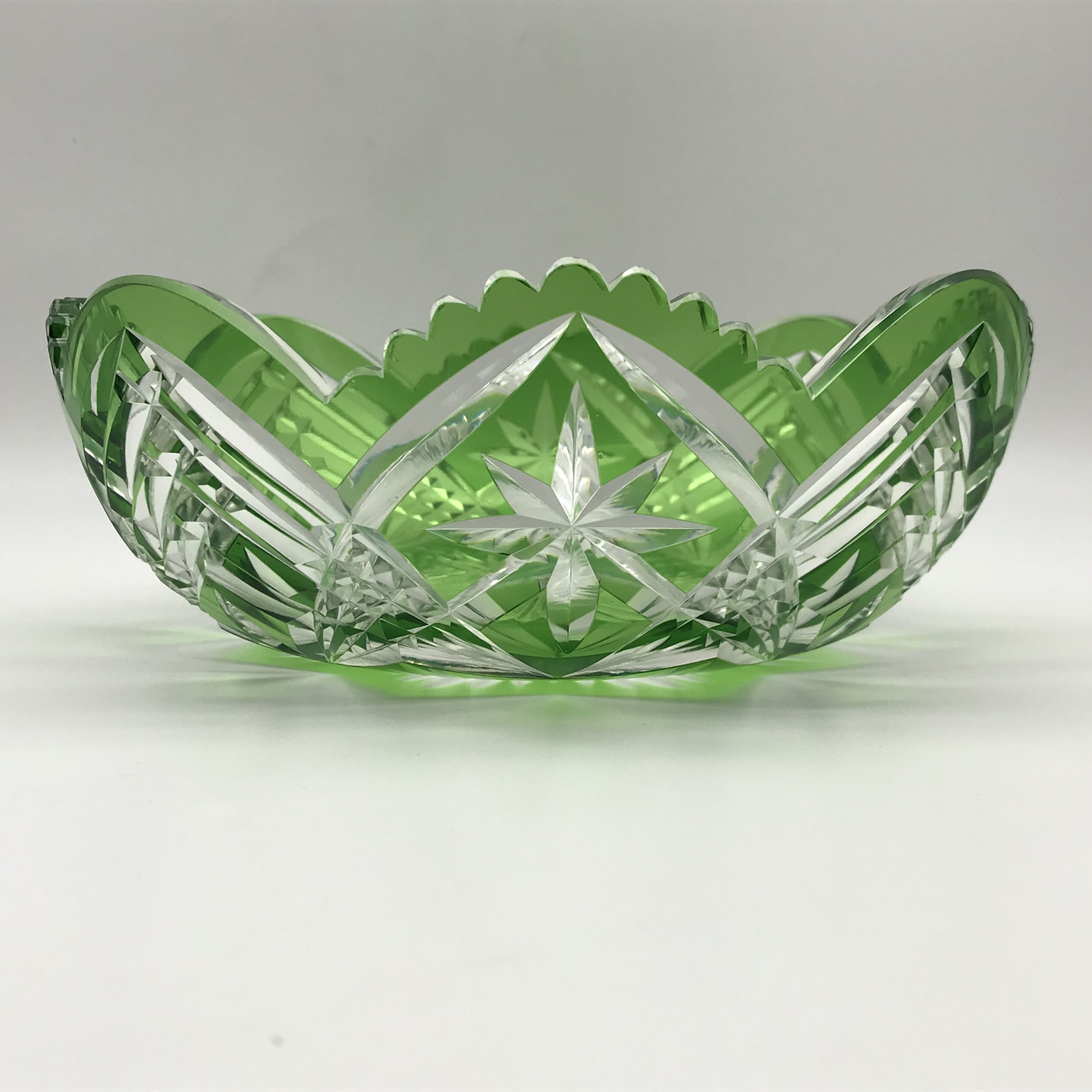 Beautiful Vintage Green ‘Cut to Clear’ Crystal Bowl