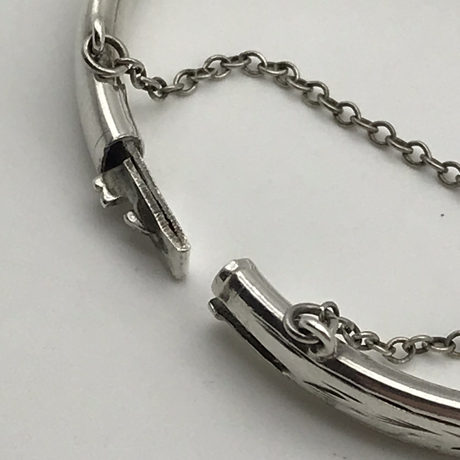 Vintage Sterling Silver ‘Baby/Christening’ Bracelet - Image 5